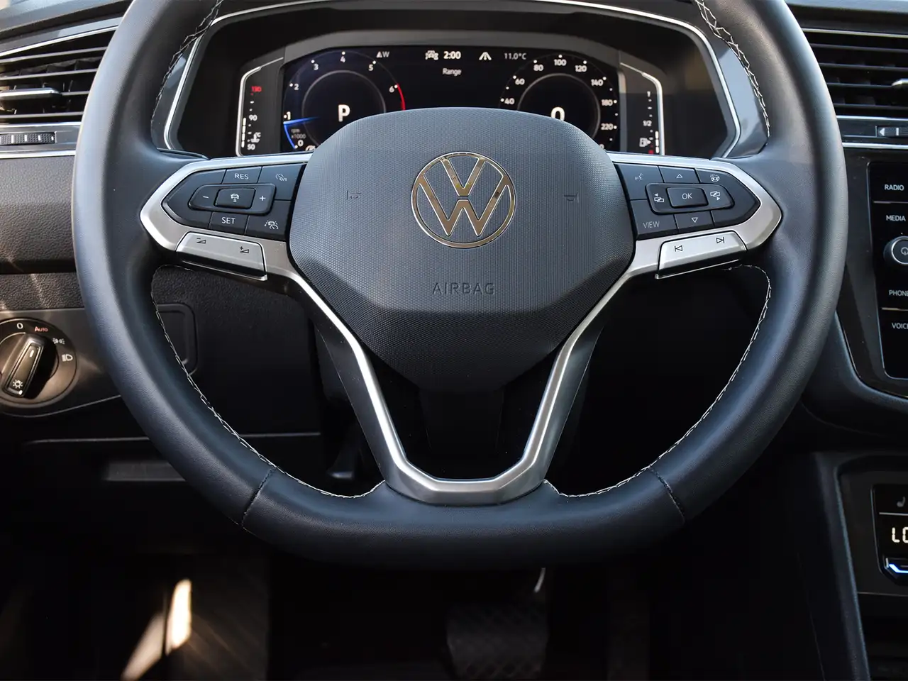 Volkswagen Tiguan снимка Volkswagen Tiguan