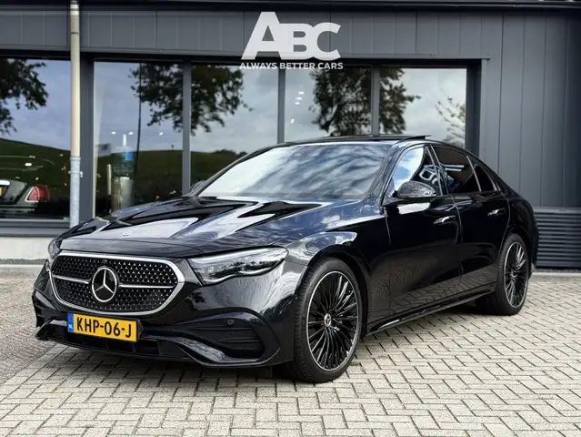 Mercedes-Benz E 220 d AMG Line Pano 360 Hyperscreen Burmester 4D
