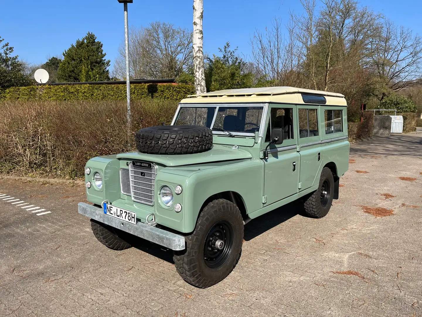 Land Rover Series Serie III, 109 SW - Oldtimer Verde - 1