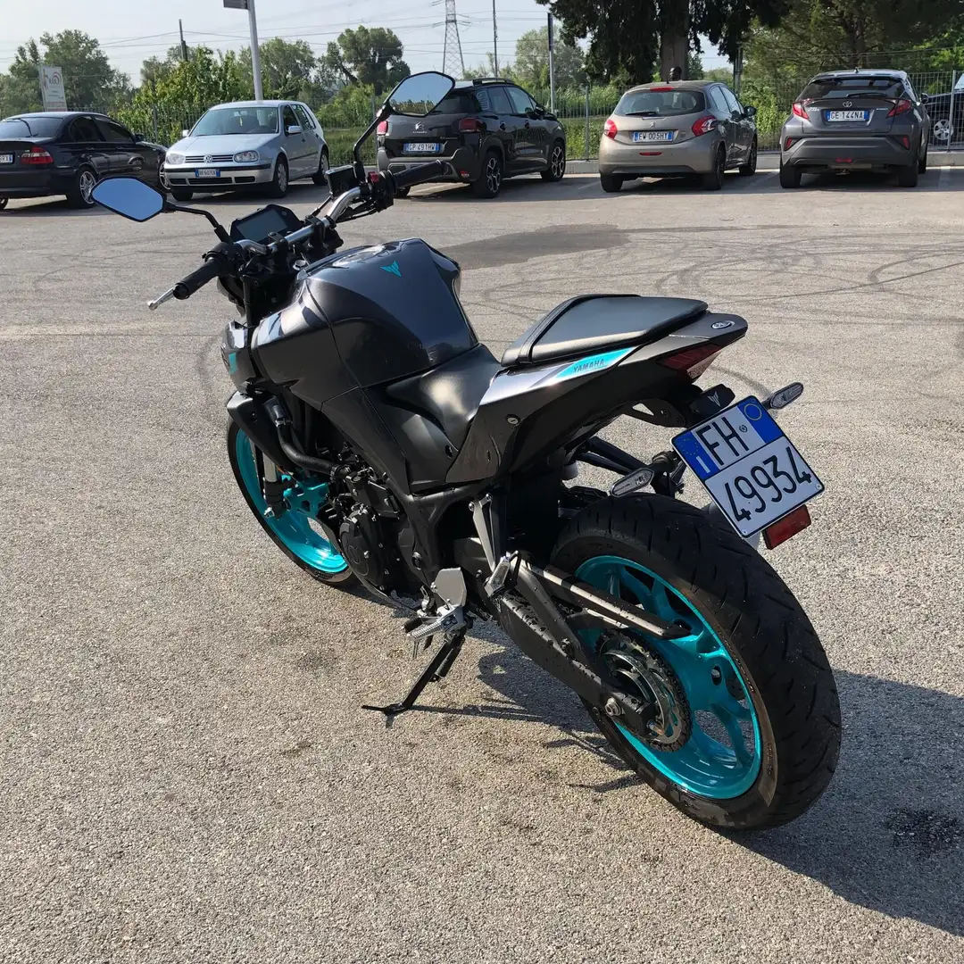 Yamaha MT-03 - 2