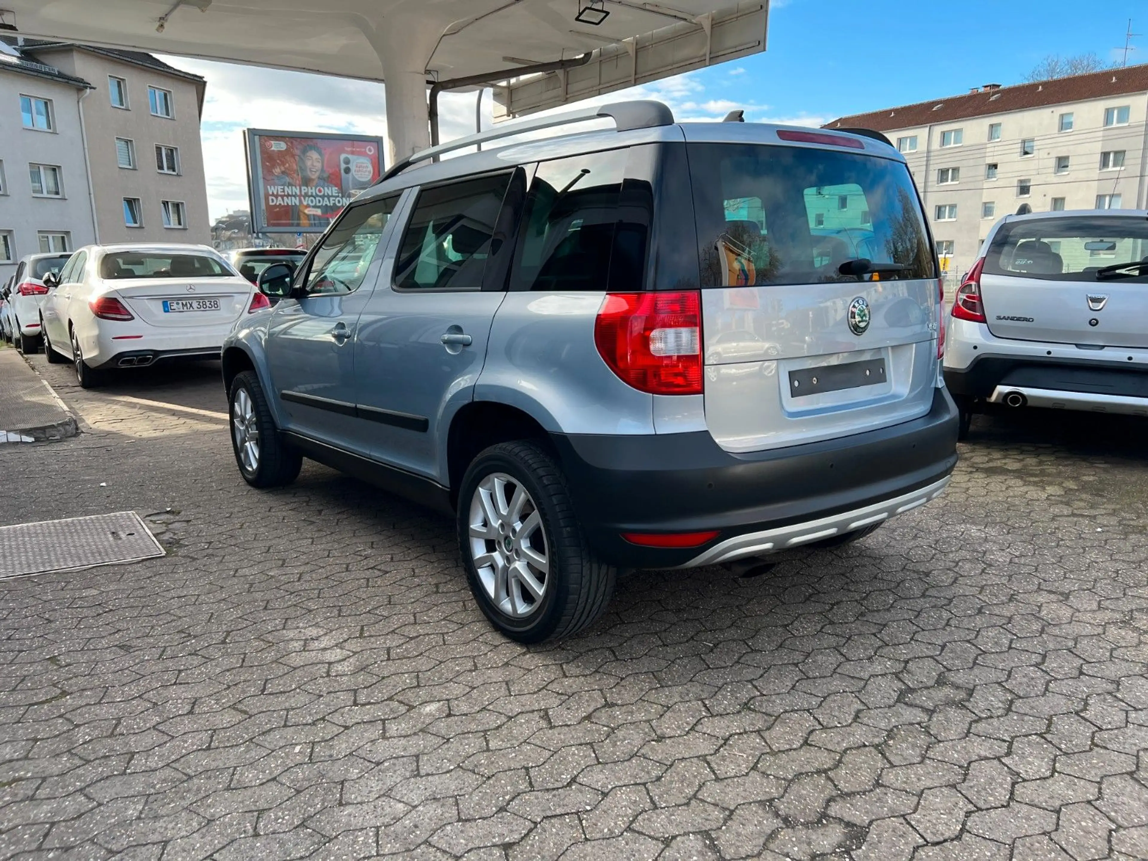 Skoda Yeti 1.2 TSI Ambition Plus Edition Climatronic — photo 4