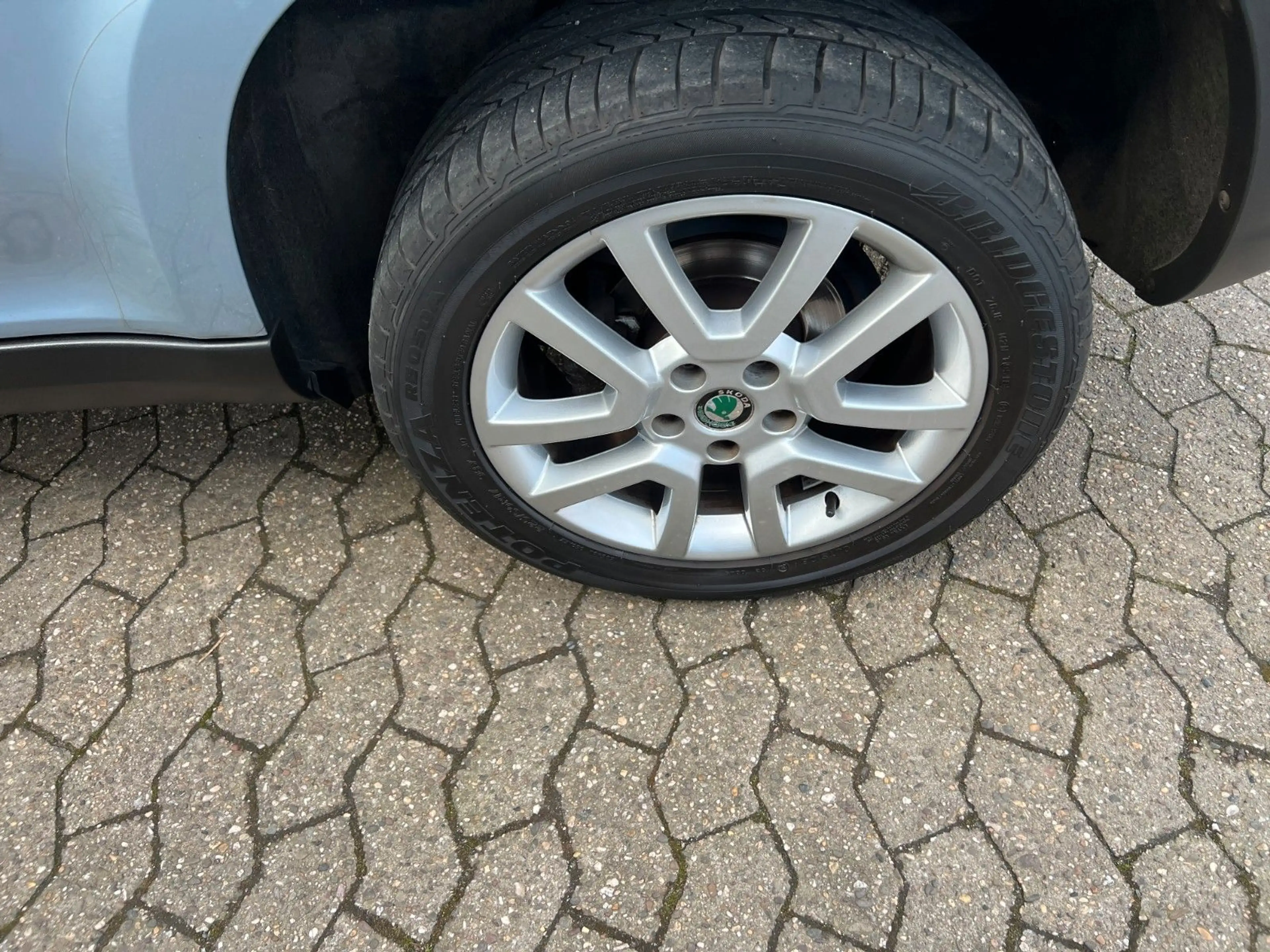 Skoda Yeti 1.2 TSI Ambition Plus Edition Climatronic — photo 7