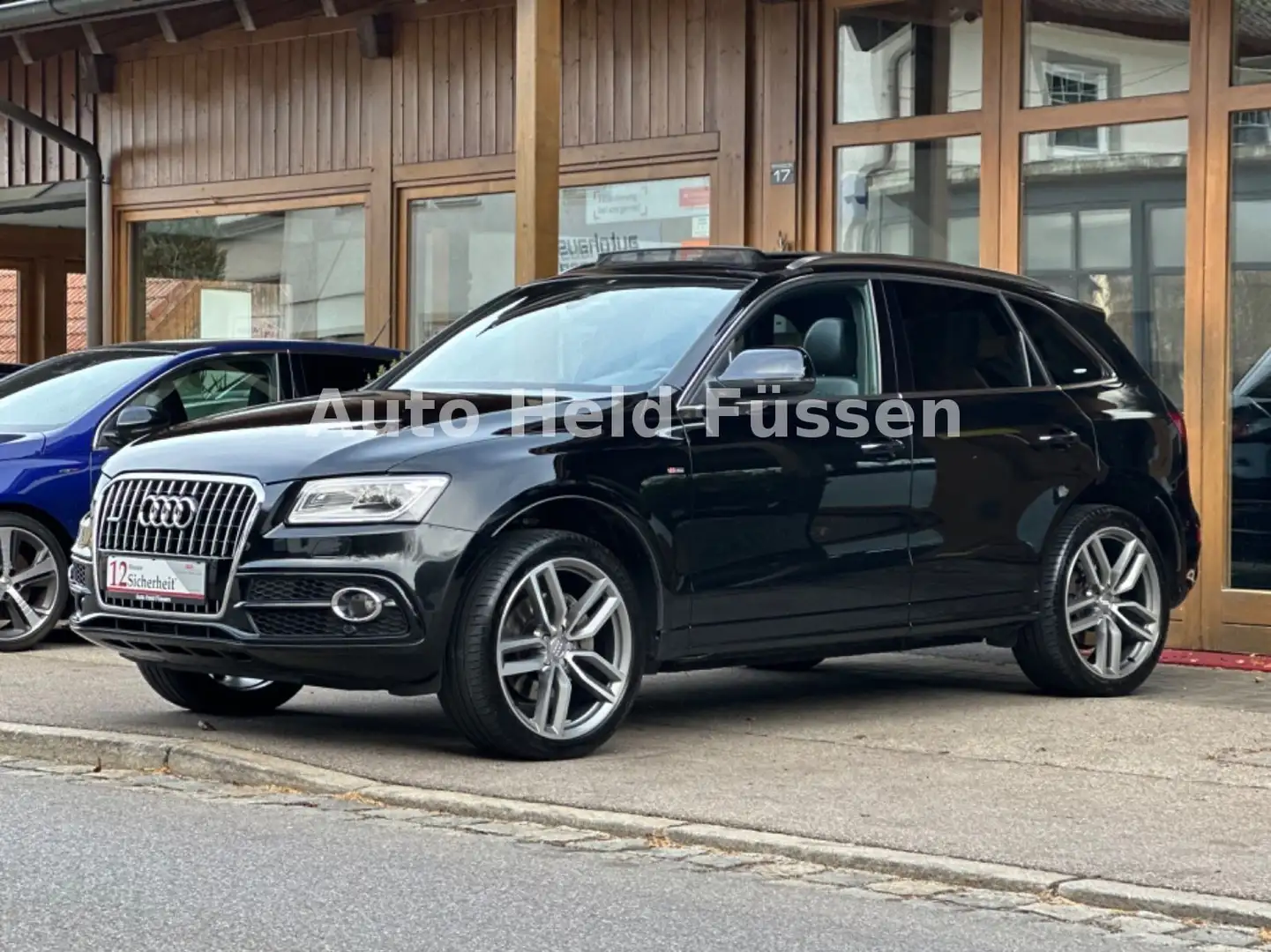 Audi Q5 3.0TDI quattro Sline Aut Nav Pano ACC LED AHK Schwarz - 2