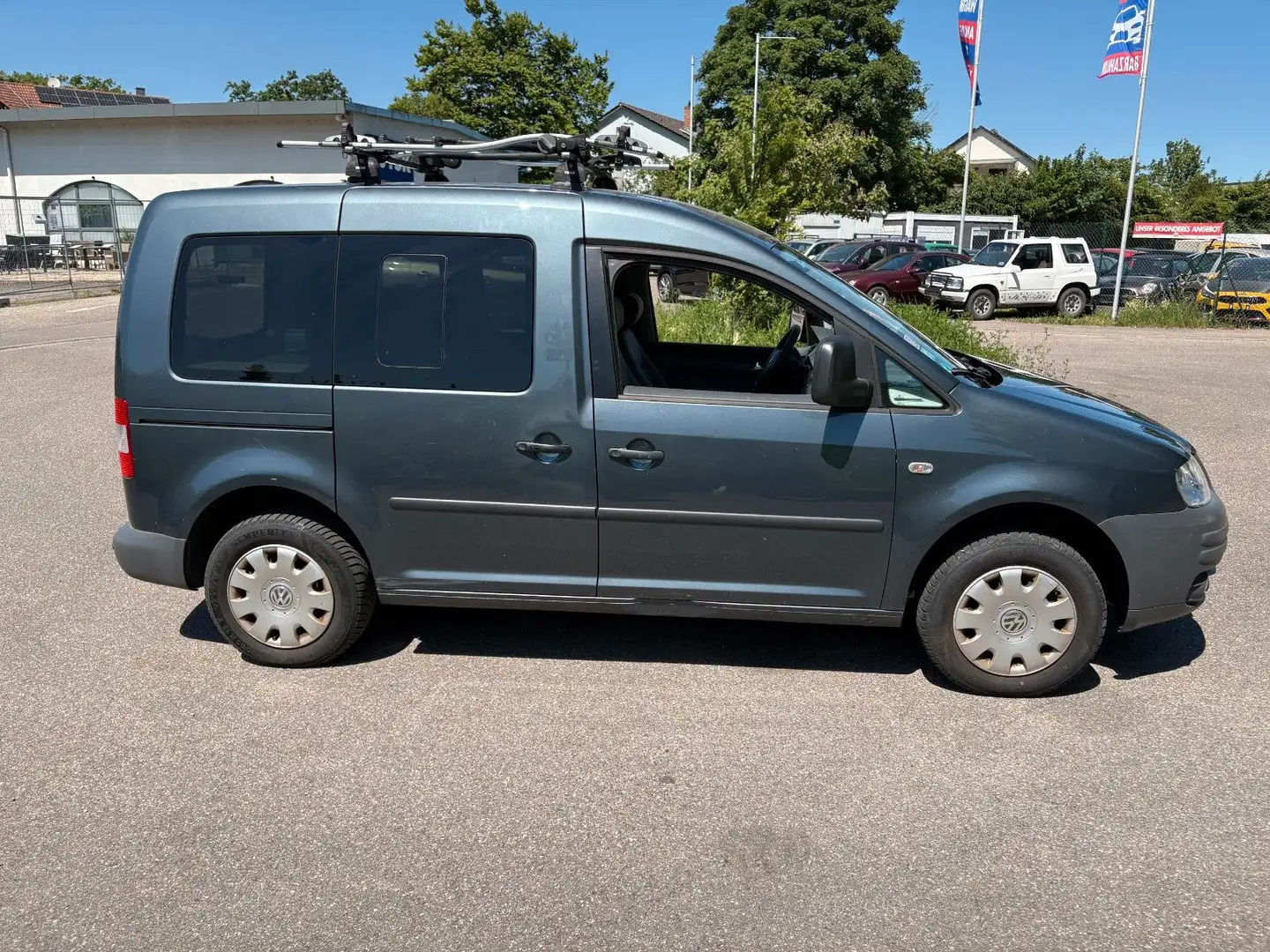 Volkswagen Caddy Life 1.6 Benzin Klima *FESTPREIS* Gris - 1