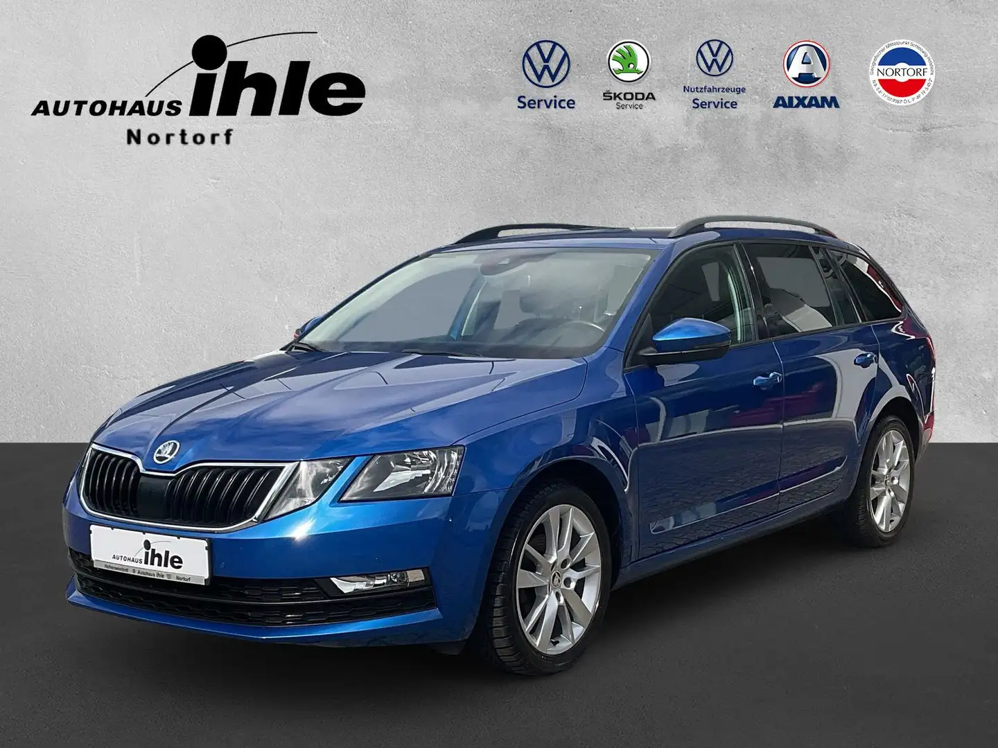 Skoda Octavia Combi Clever 1.6 TDI AHK PDC ACC Navi Si Blau - 1