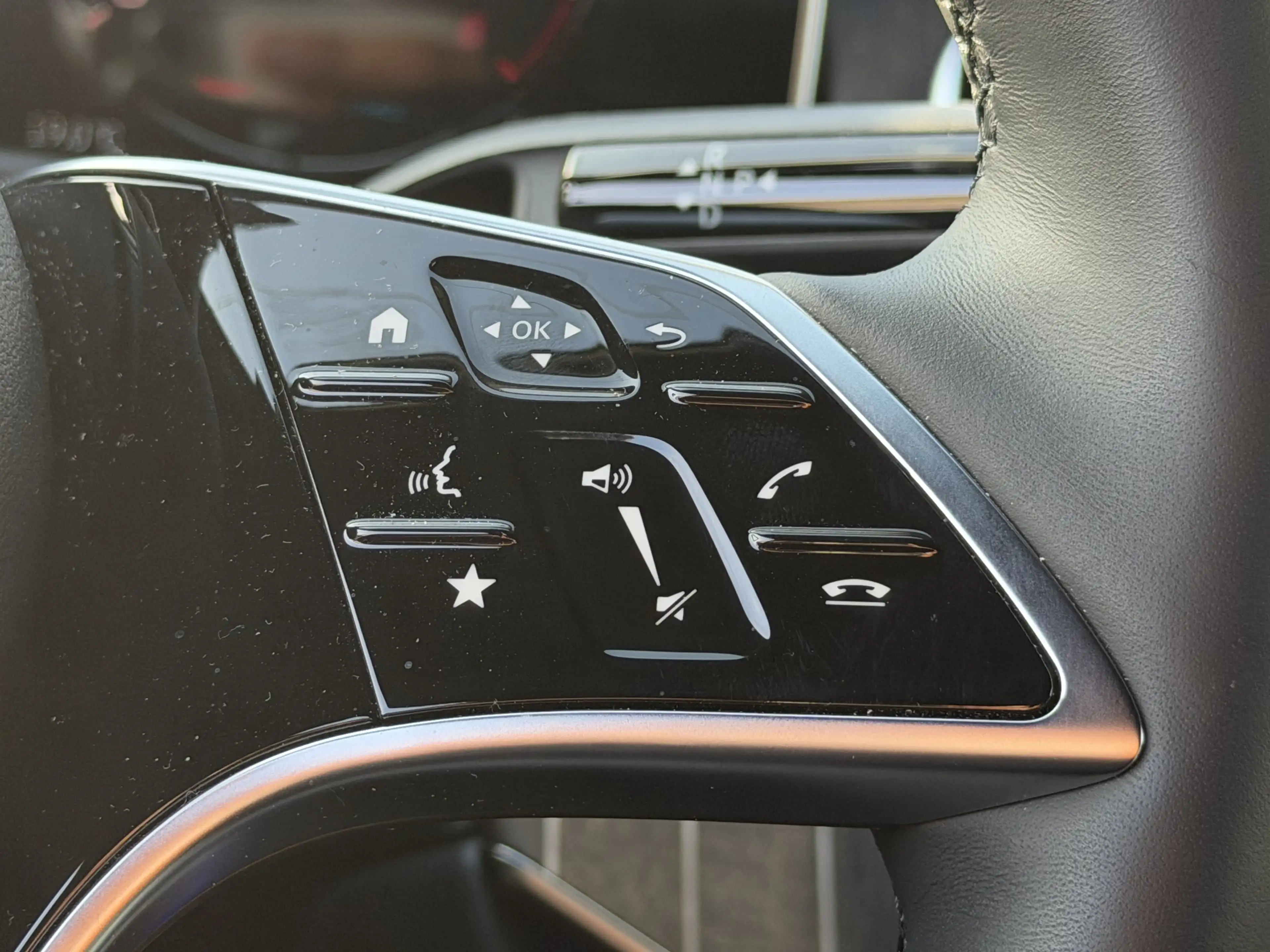Mercedes-Benz E 450 d 4M 9G AIRMATIC HAL HUD DTR+ BURMESTE 4D — photo 8