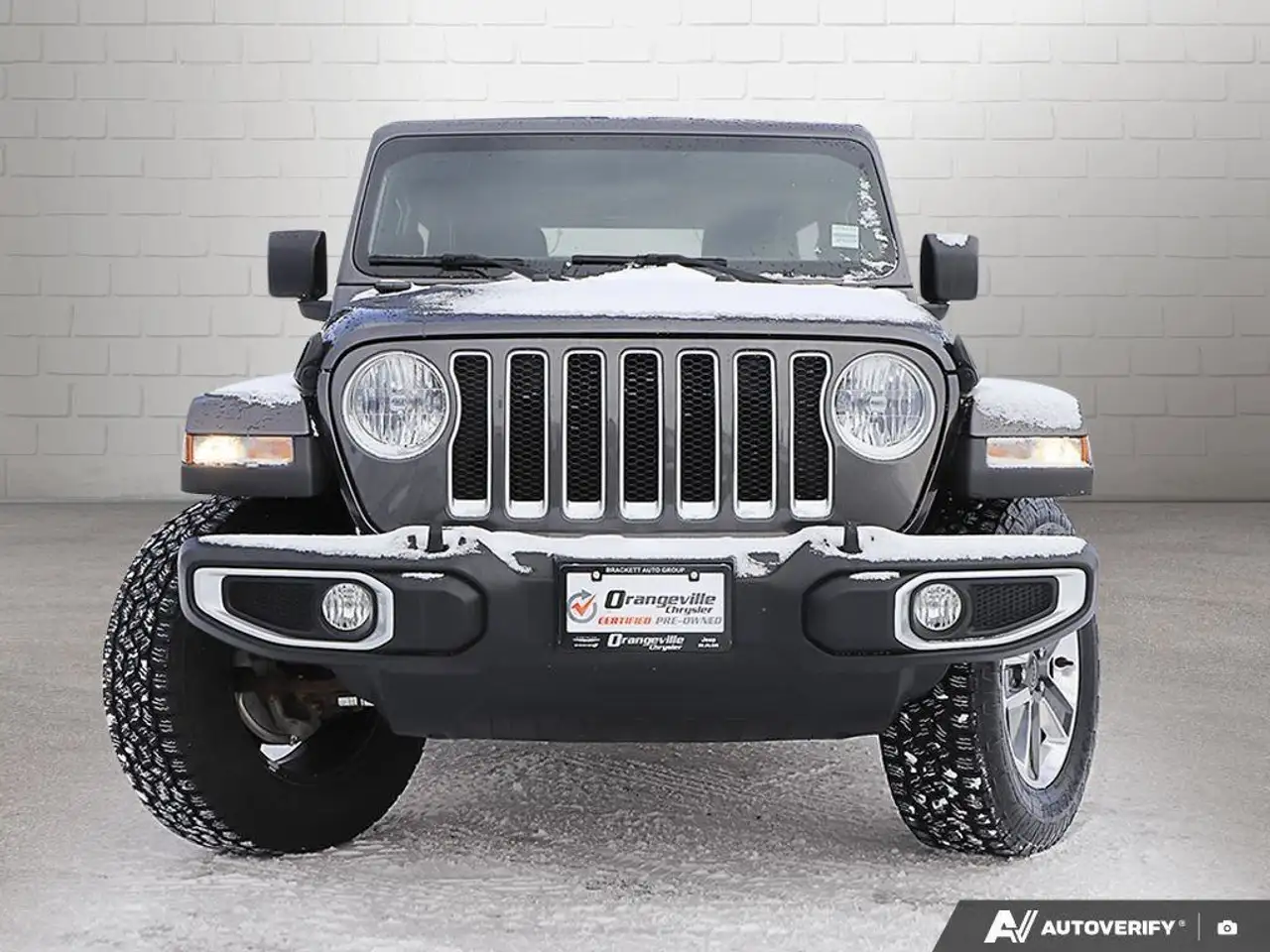 Jeep Wrangler снимка Jeep Wrangler