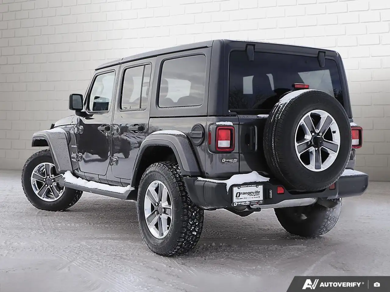 Jeep Wrangler снимка Jeep Wrangler
