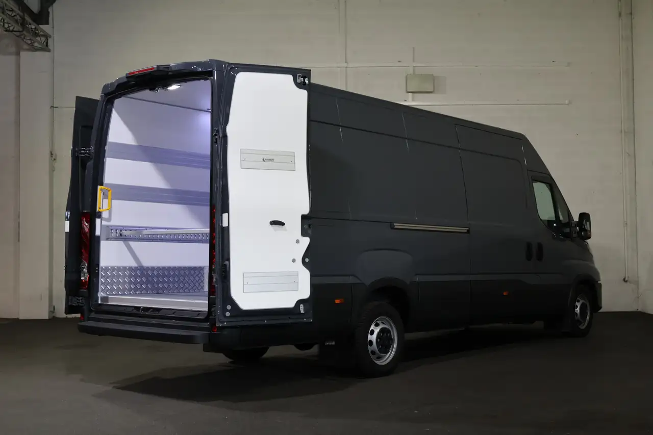 Iveco Daily 2024 — фото 10