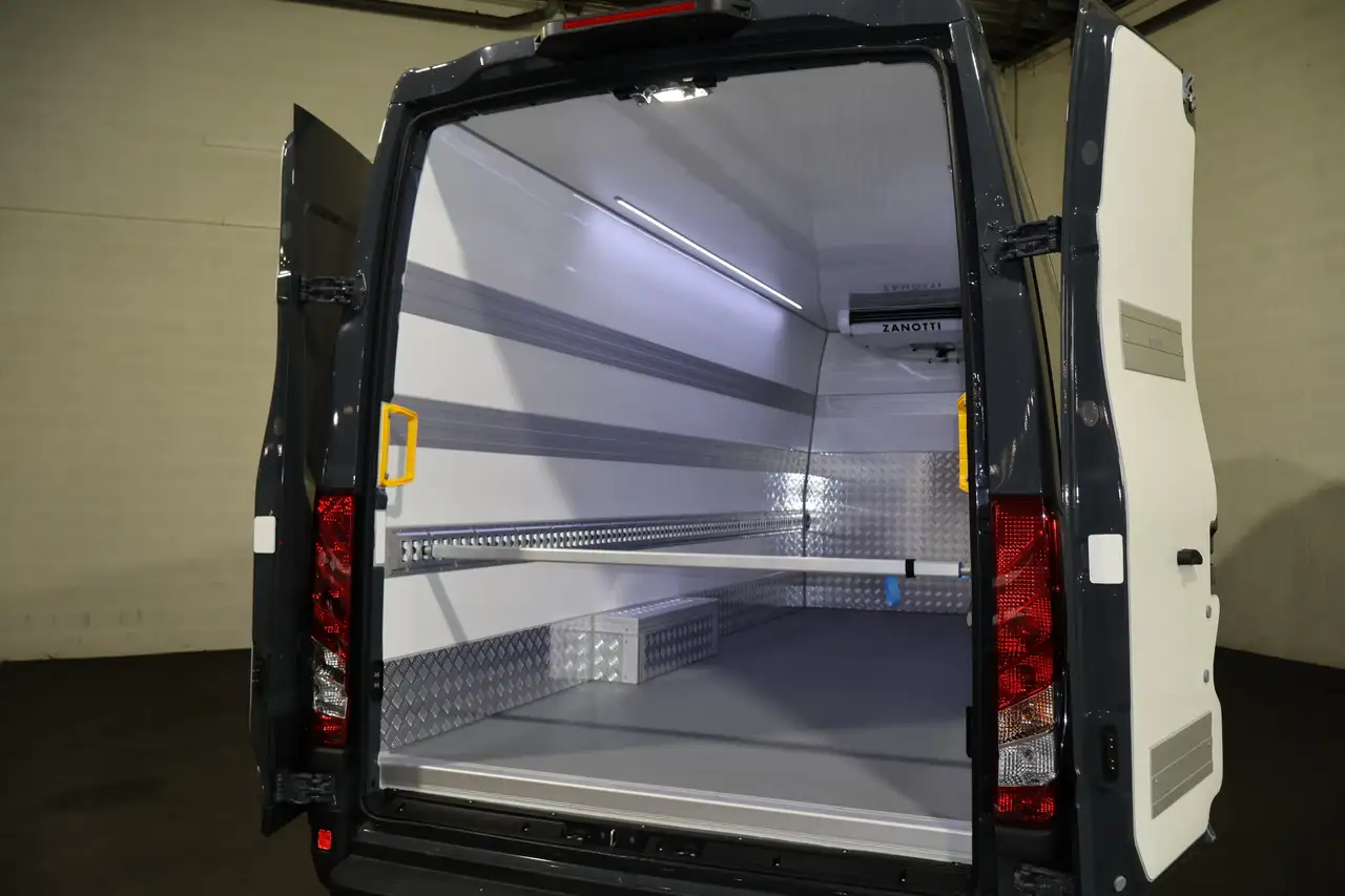 Iveco Daily 2024 — фото 14