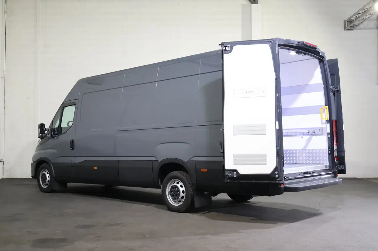 Iveco Daily 2024 — фото 12