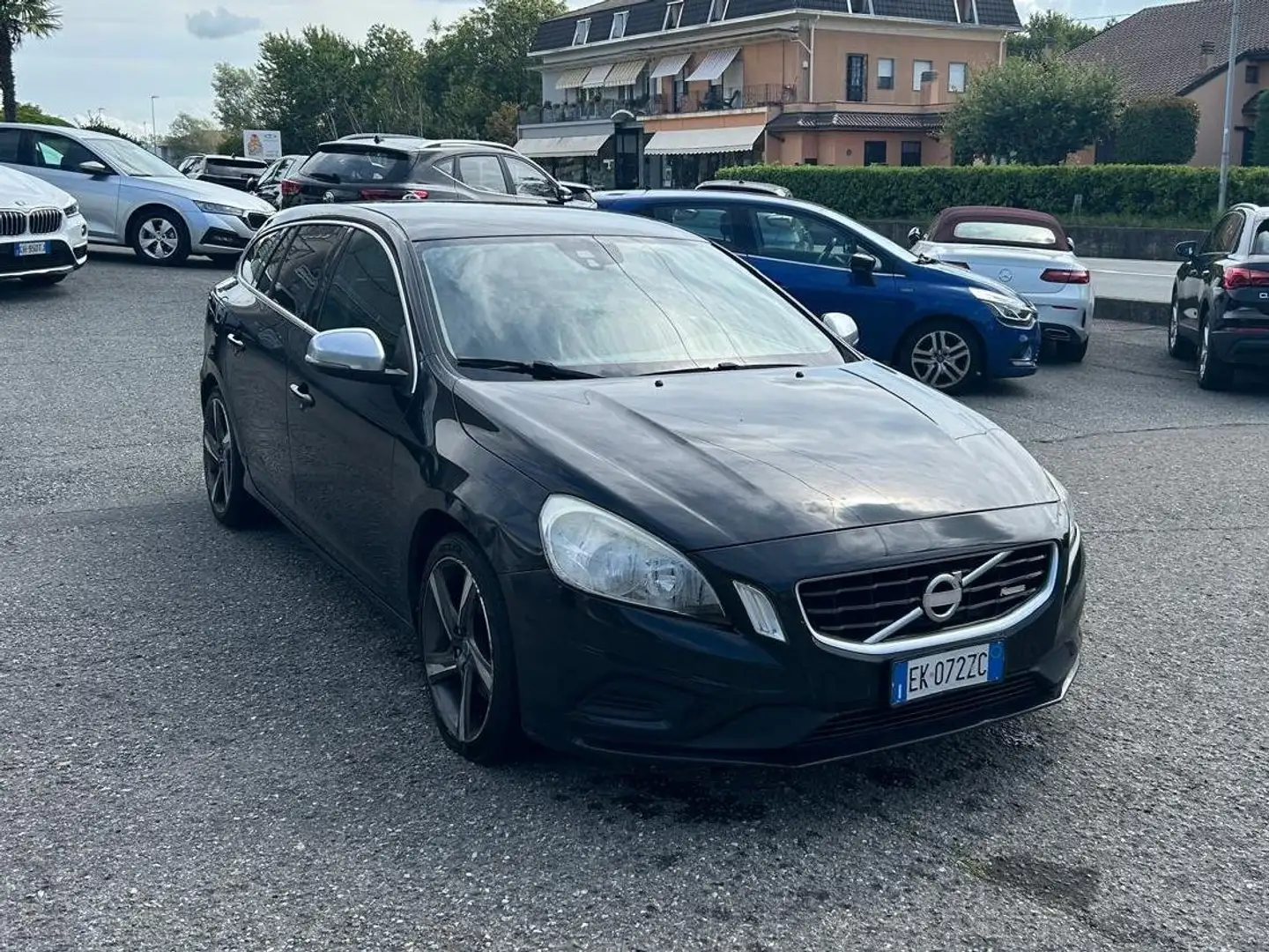 Volvo V60 V60 I 2010 2.0 d4 ved (d3) Kinetic geartronic Nero - 2