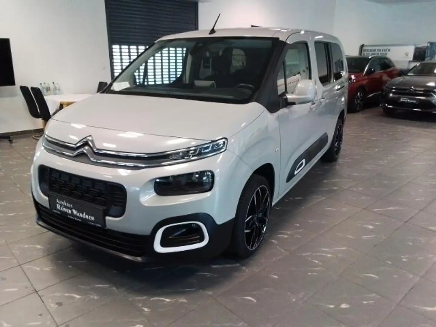 Citroen Berlingo XL PureTech 130 EAT8 Automatik,SHZ,Cam Beige - 2