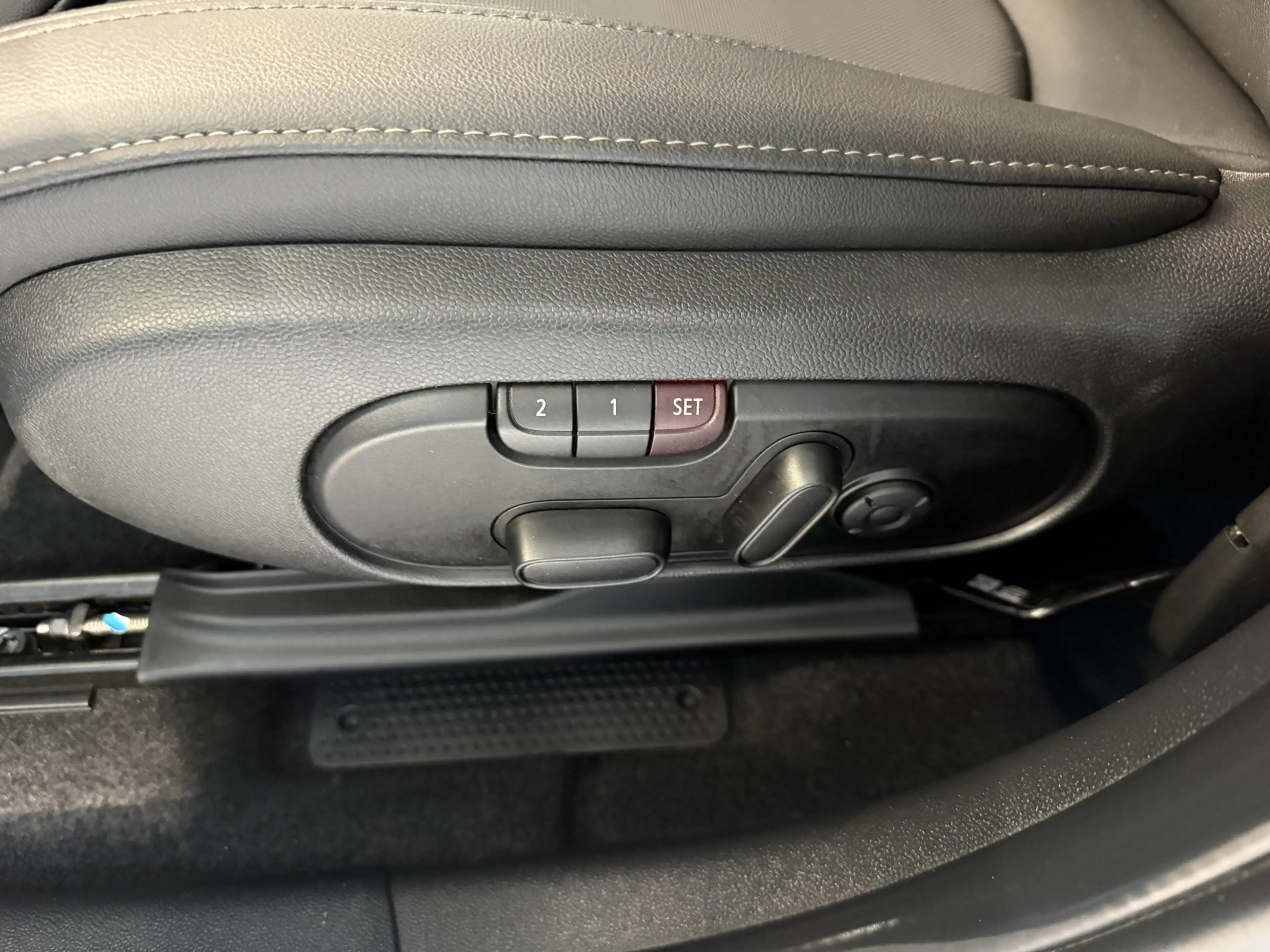MINI Cooper SE Countryman 1.5 ALL4 Pano/Leder/H&K/Camera — photo 8