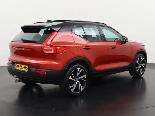 Volvo XC40 view 6