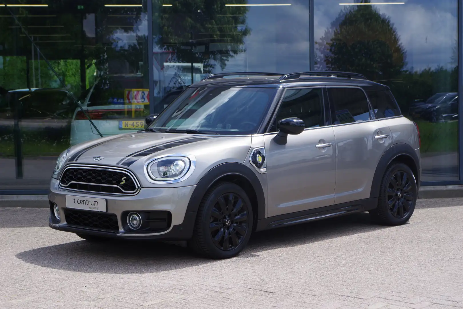 MINI Cooper Countryman Mini 1.5 ALL4 Chili 225 PK PHEV, Leder, Panoramada Grijs - 1