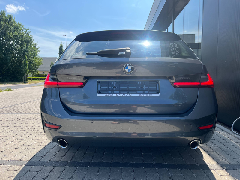 BMW 318 Touring 318iA Touring Shadowline Navigatie/Carplay/Cruise/...!! — photo 6