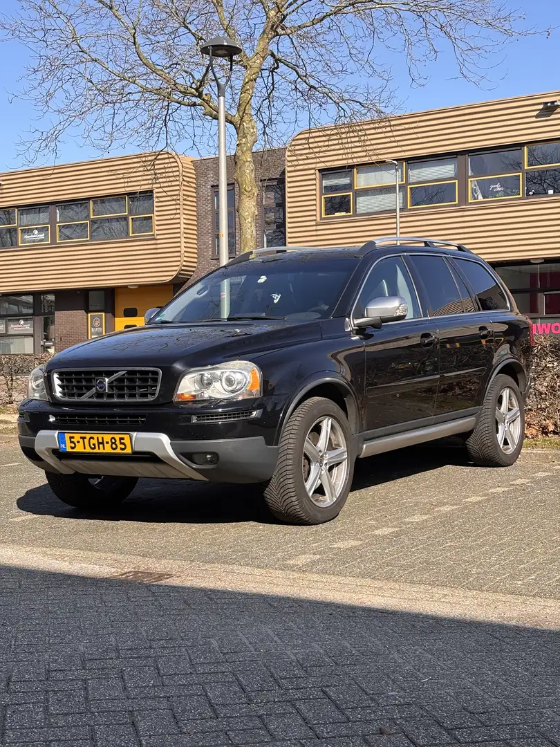 Volvo XC90 3.2 Sport Edition 5p. Zwart - 1