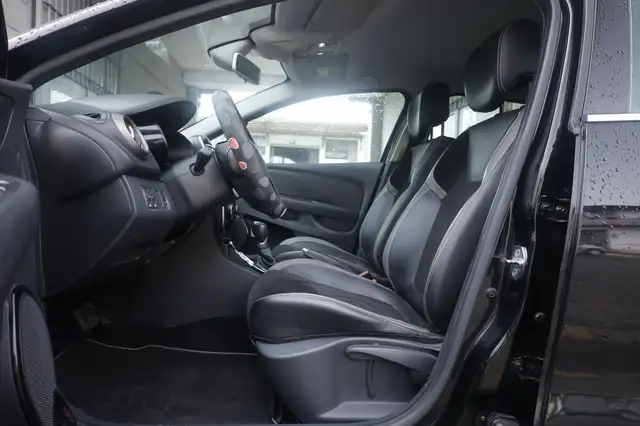 Renault Clio view 19