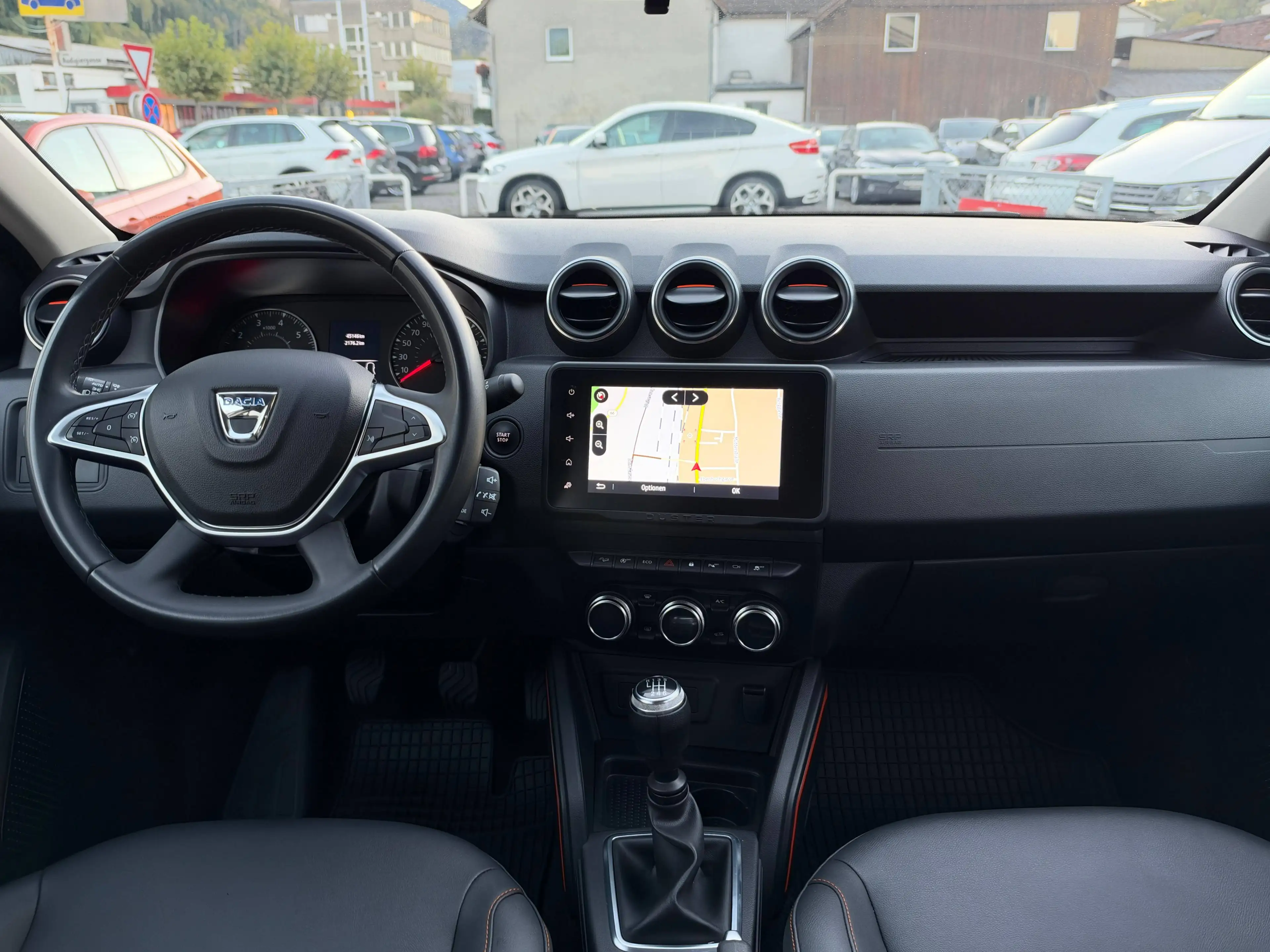 Dacia Duster Diesel Allrad Extreme | Navi | Leder | Anhängerk. | 360° Kamera | SHZ | — photo 7