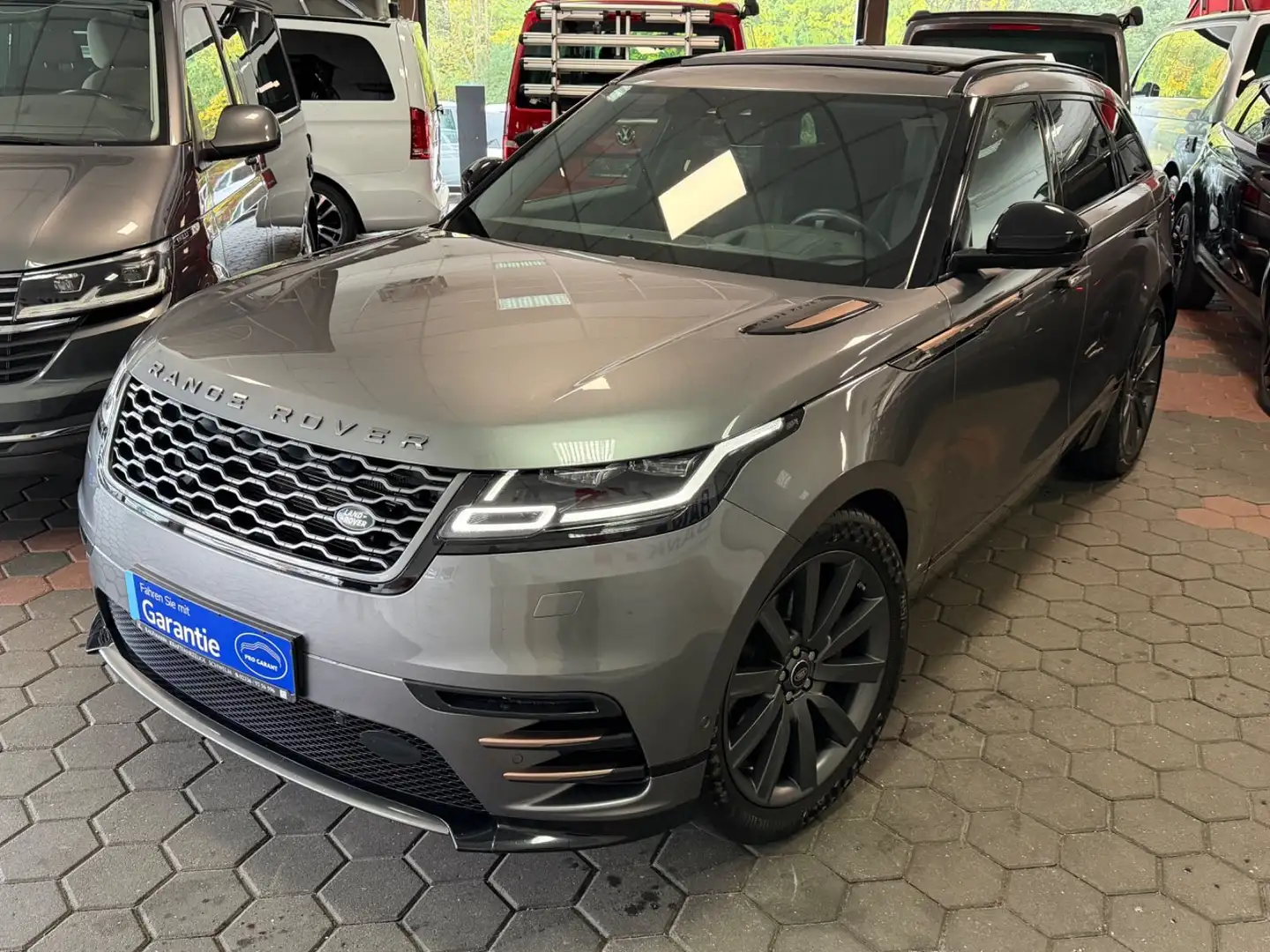 Land Rover Range Rover Velar Velar R-Dynamic HSE 3.0*PANO*HUD*360*FULL OPTION Grau - 1