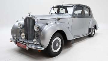 R-Type Standard Steel Saloon '54 CHb37wg