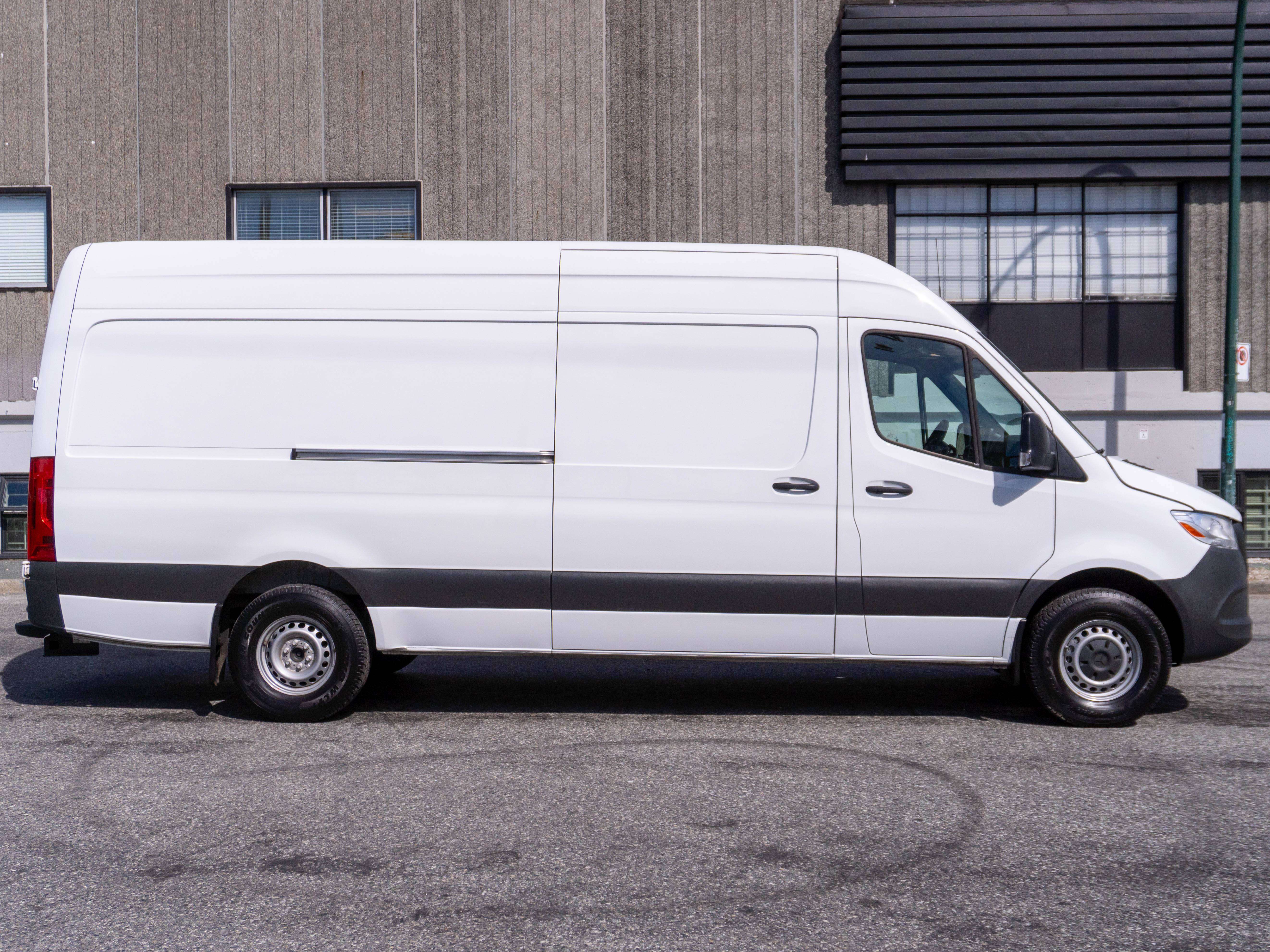2023 Mercedes-Benz Sprinter Cargo Van