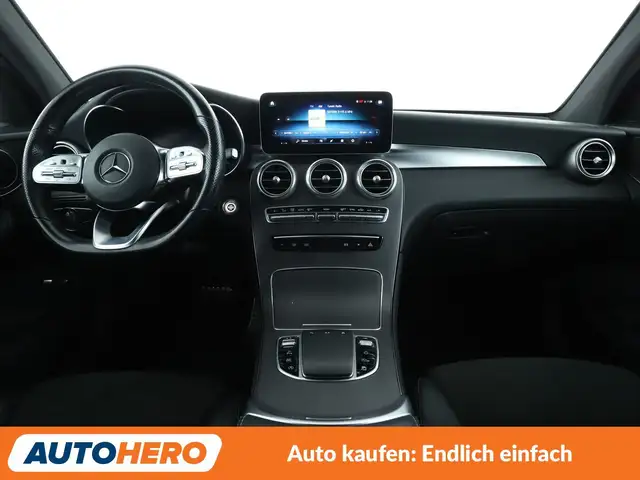Mercedes-Benz GLC view 12