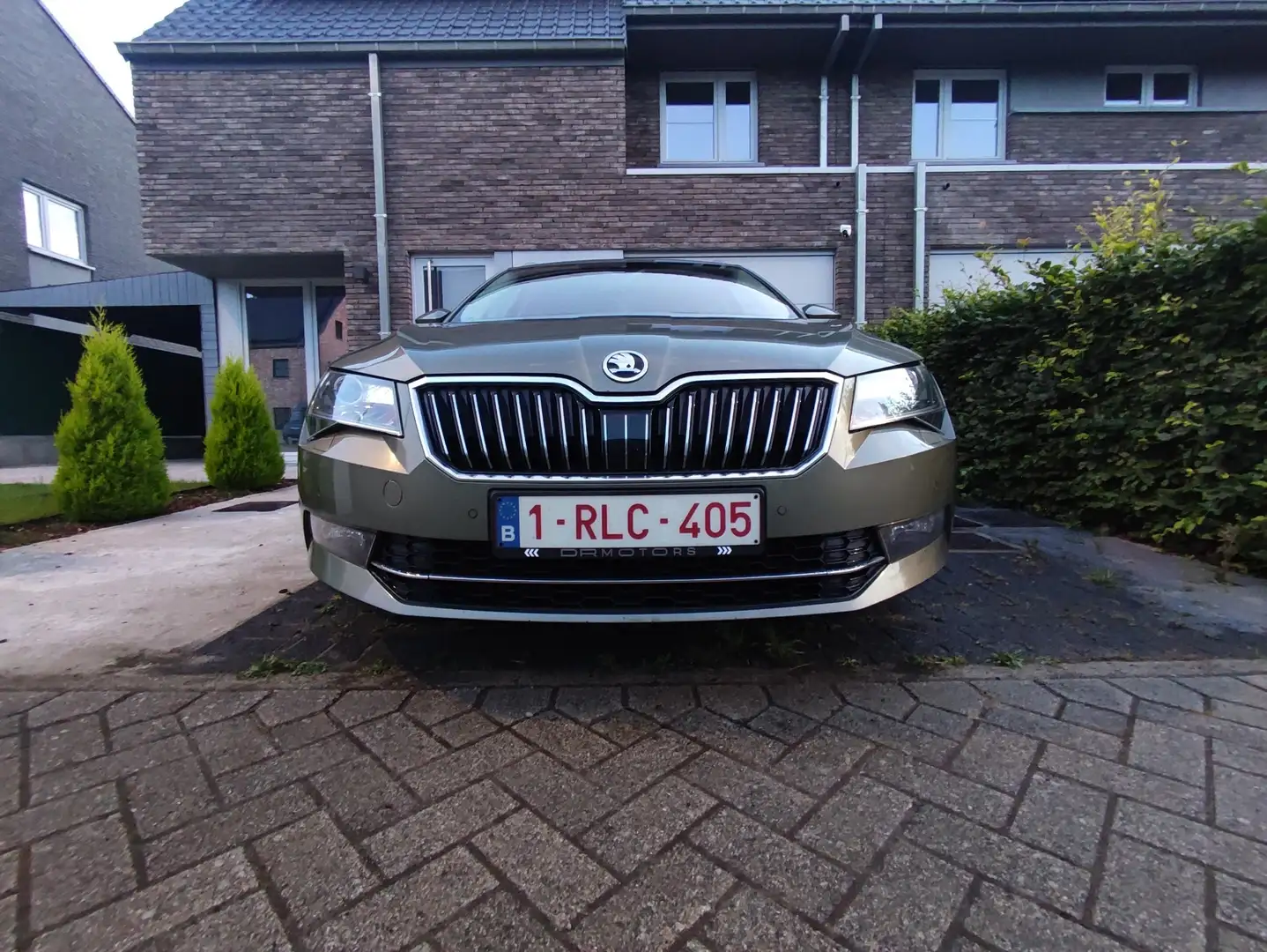 Skoda Superb 1.6 TDI DSG Style - 2