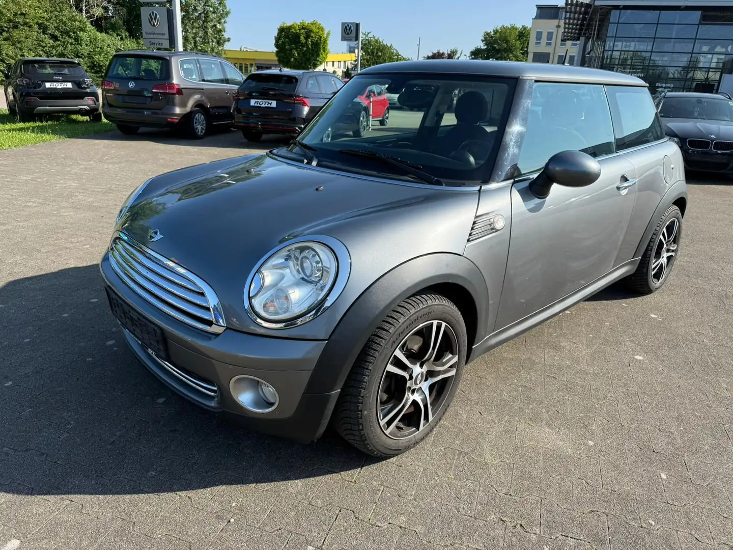 MINI Cooper Mini 1.6 Cooper *Alu*Pano*Navi*Xenon*Shz Silber - 1