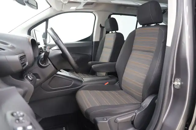 Opel Combo view 9