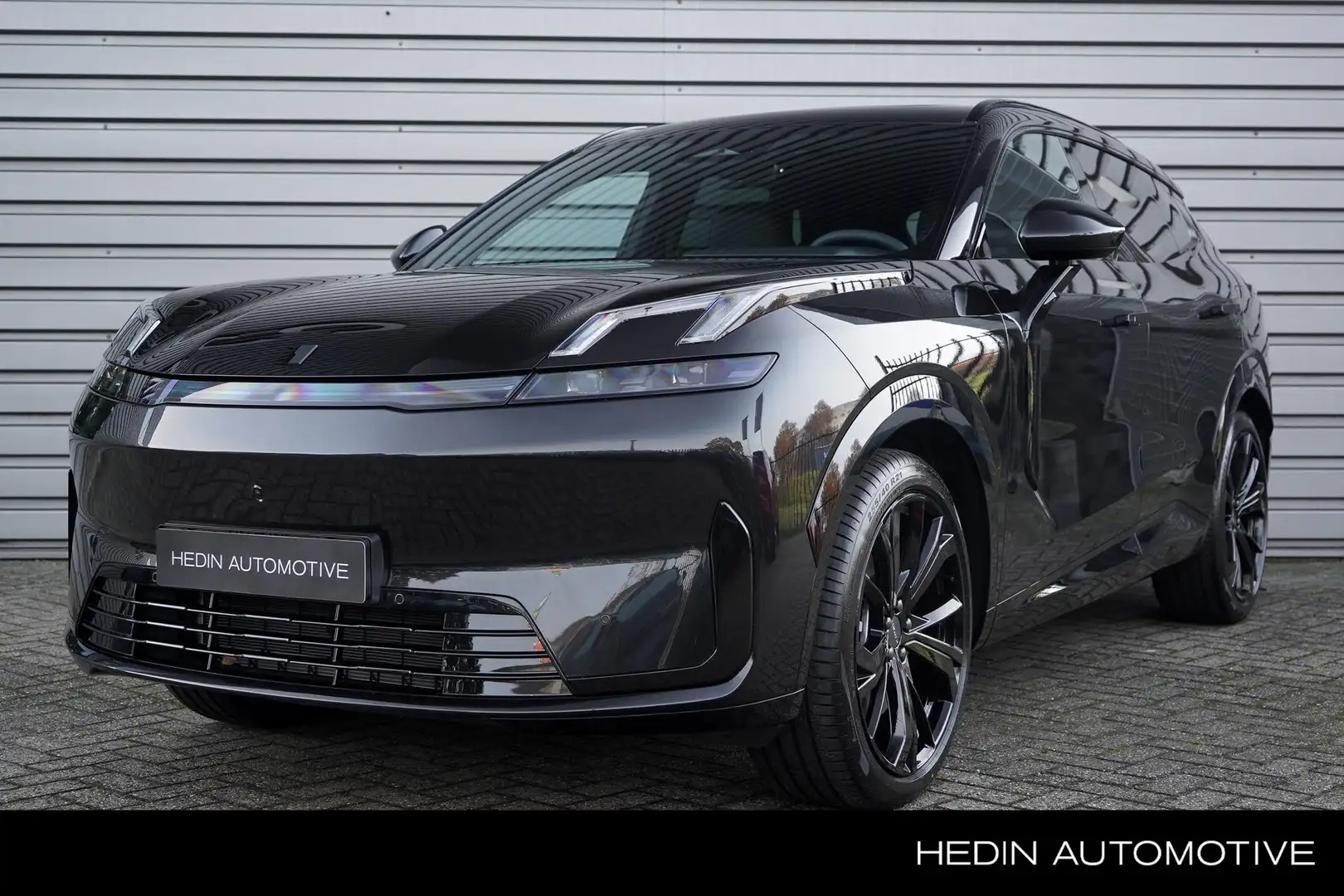 Lynk & Co 08 1.5 More | Black Edition | 200 KM Electrisch | Pan - 1
