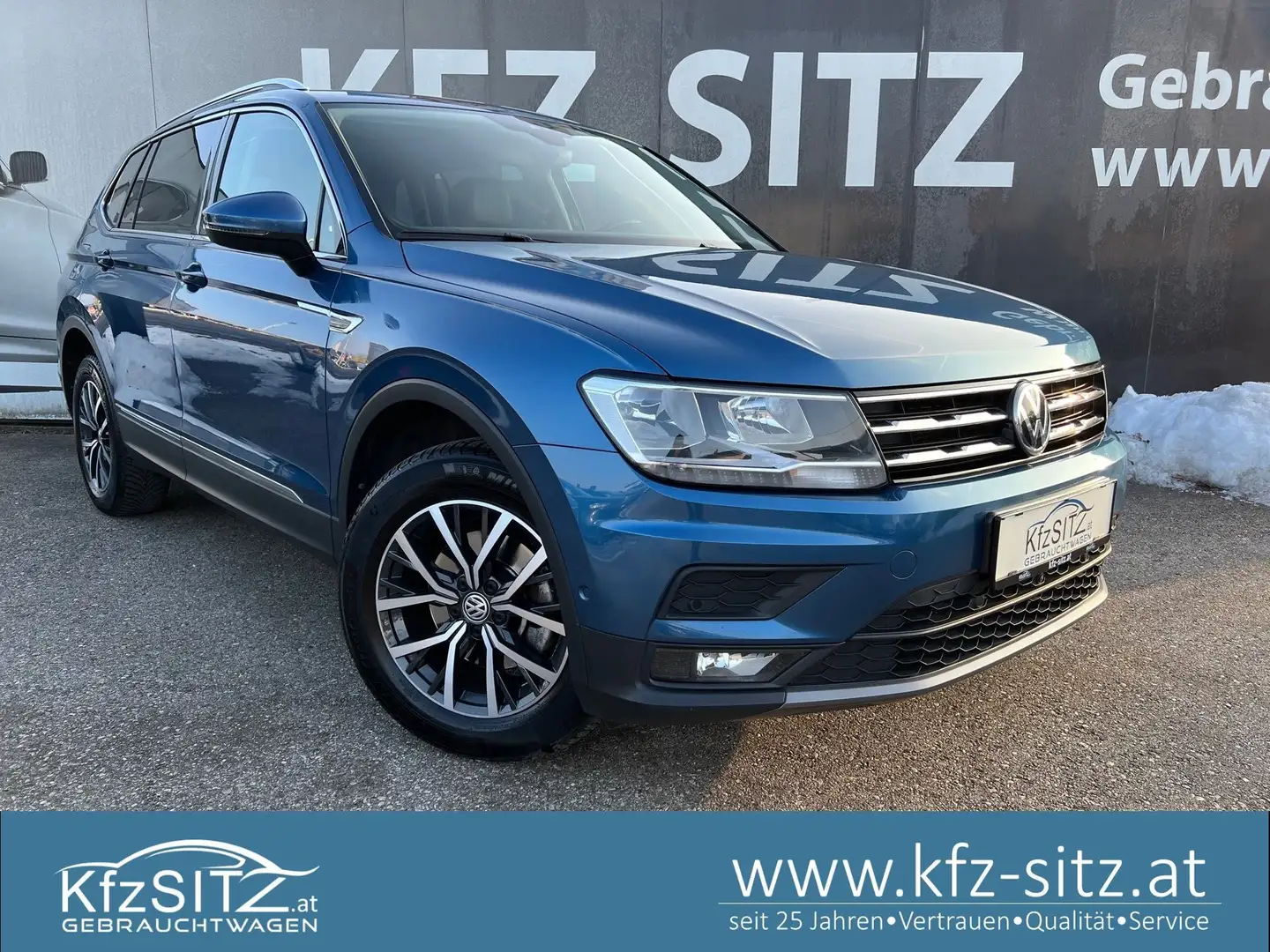 Volkswagen Tiguan 2,0 TDI Allspace DSG | AHK*PANORAMA Blau - 1