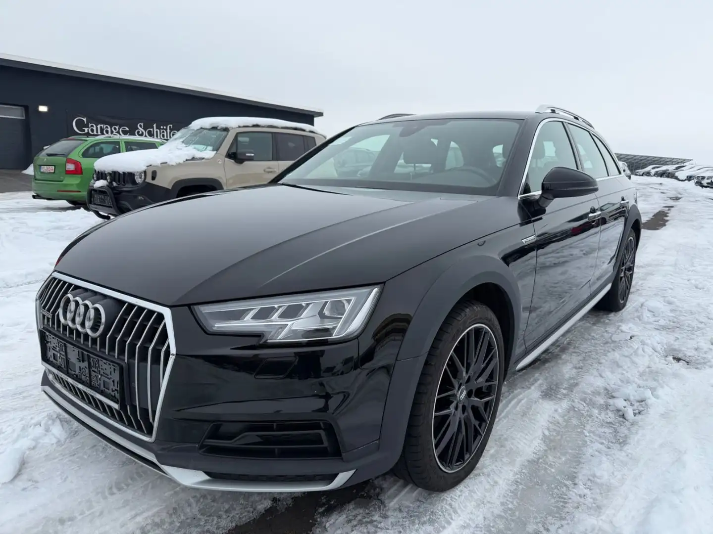 Audi A4 allroad Quattro Matrix Digital Magnetic Ride Schwarz - 1