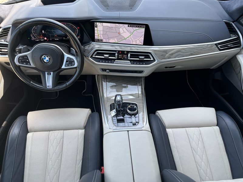 BMW X7 xDrive 30 d Design Pure Excellence /**Voll**/ — photo 10