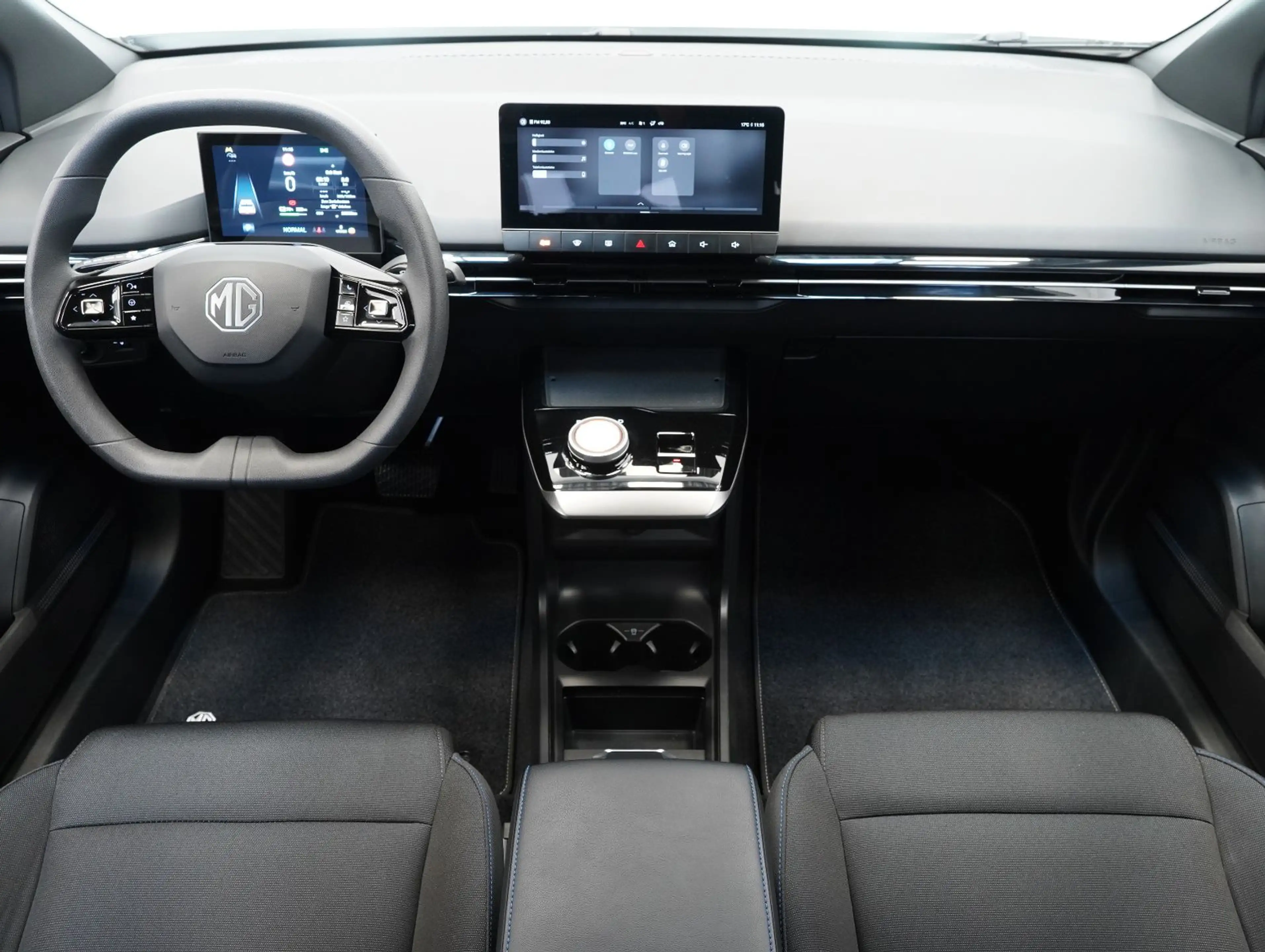 MG MG4 Standard 51KWH/LED/ACC/LANE/DAB/SOH — photo 7