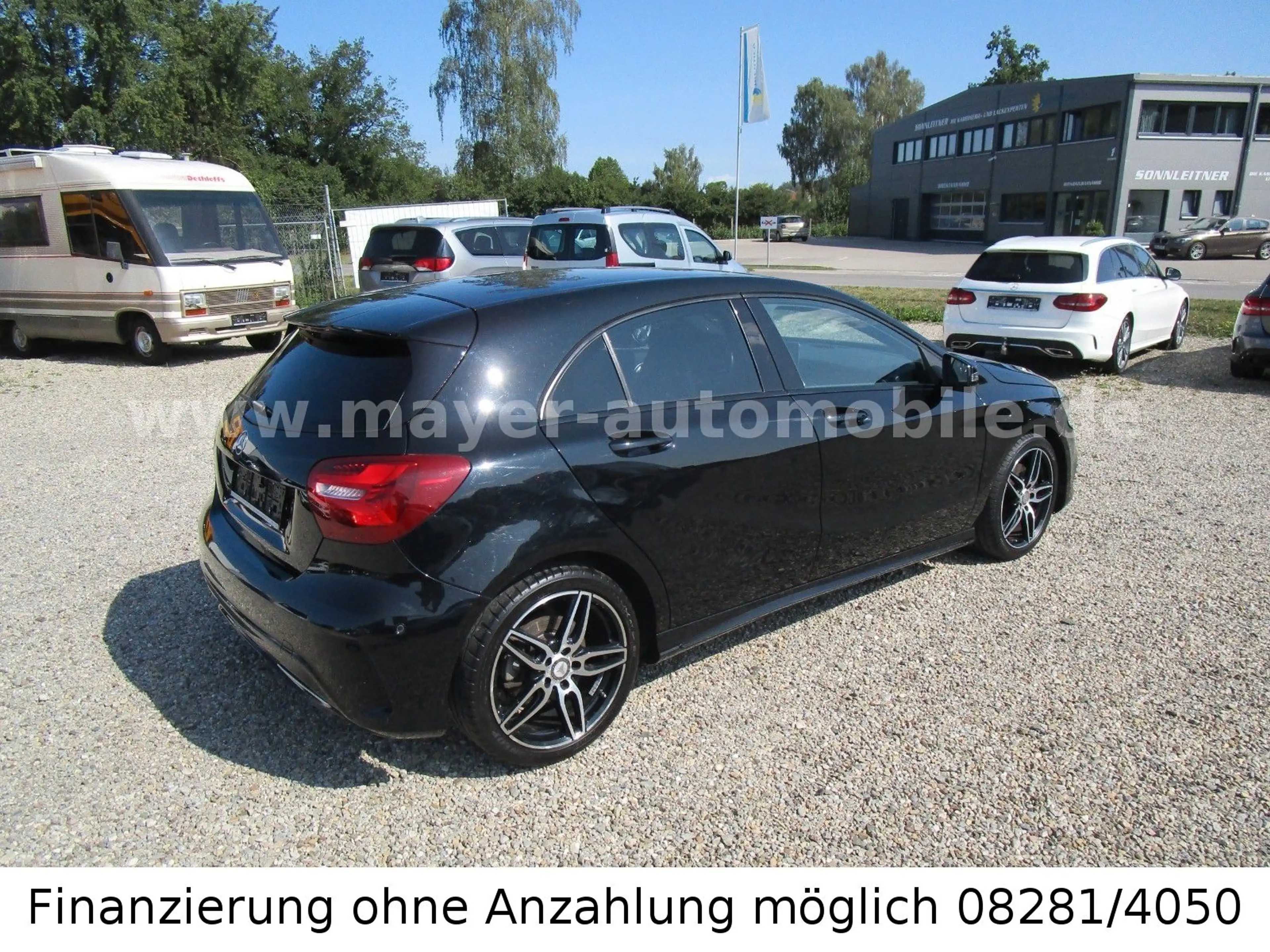 Mercedes-Benz A 220 4Matic AMG-LINE*LED*NAVI*BT*PDC* — photo 11