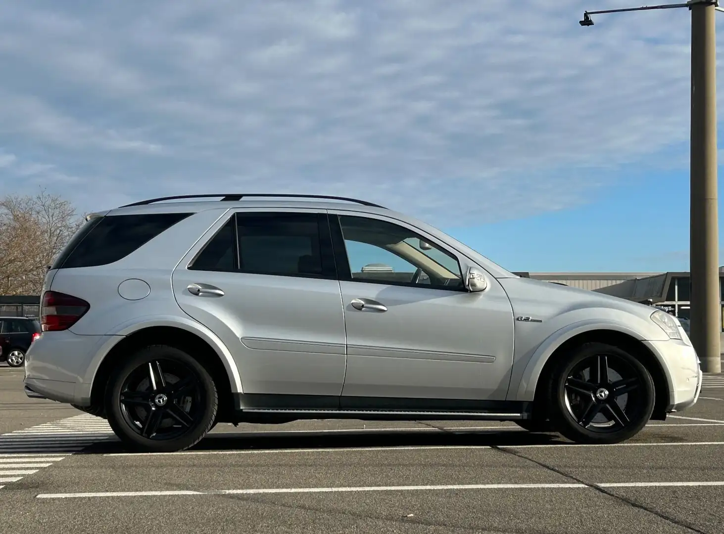 Mercedes-Benz ML 63 AMG Silber - 1