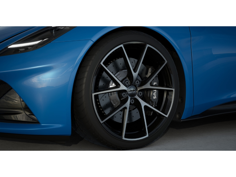 Lotus Emira V6 SE 20'' V-spoke — photo 4