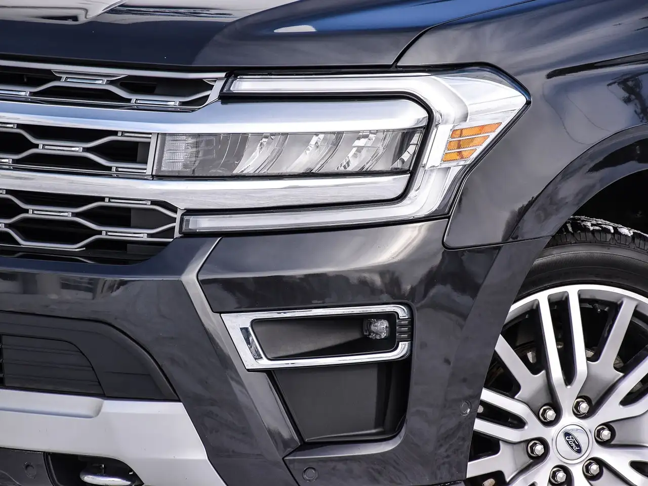 Ford Expedition снимка Ford Expedition