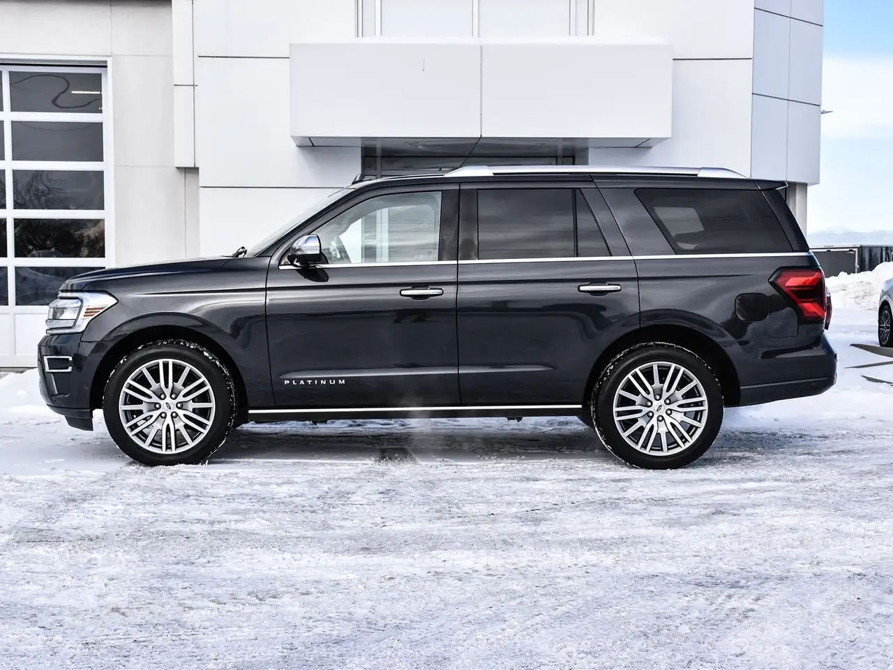 Ford Expedition снимка Ford Expedition