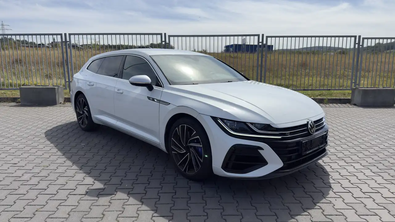 Volkswagen Arteon 2.0 TSI DSG R 4Motion Kessy Apps 360Kam.
