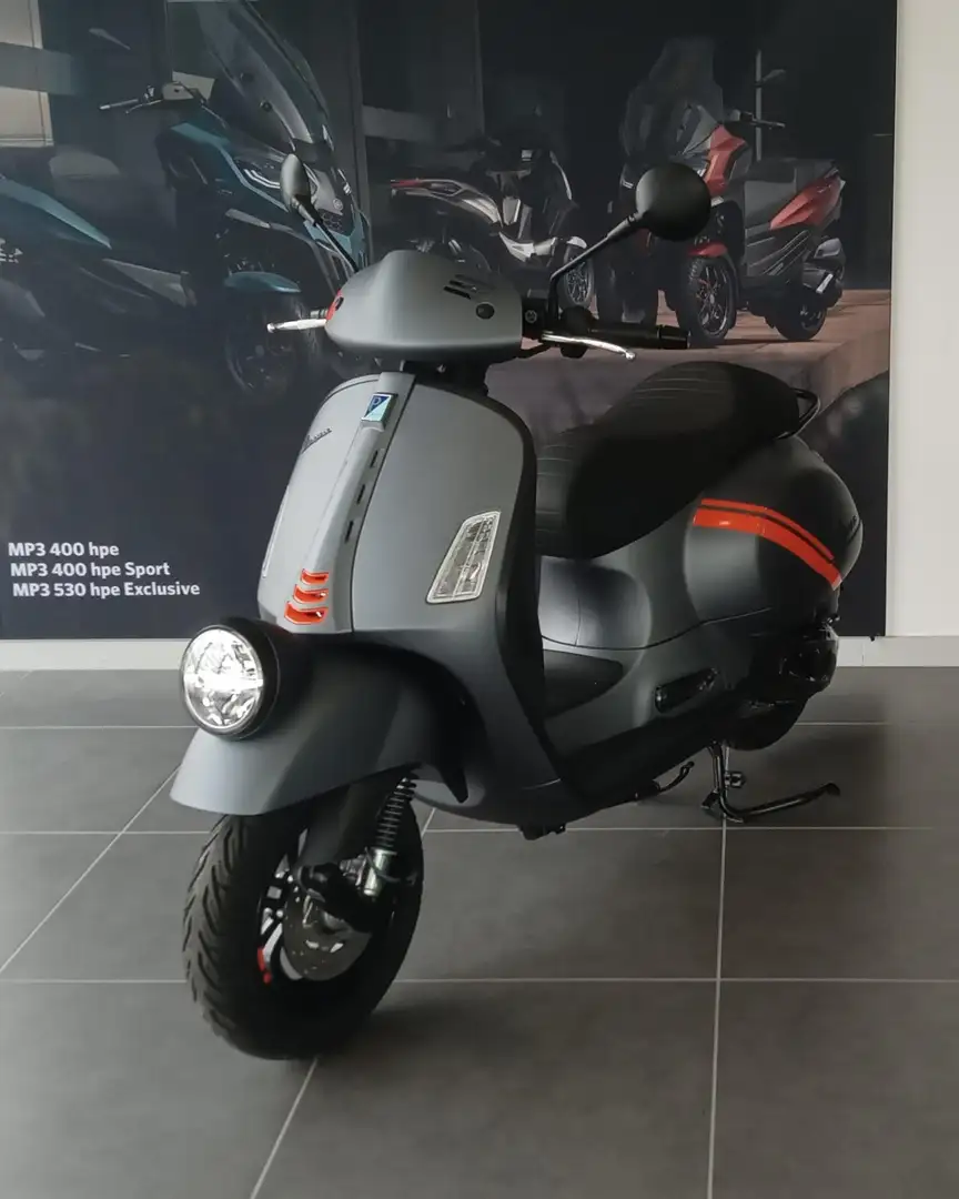 Vespa GTV 310 "i-get" EURO 5 + - NUOVO IN PRONTA CONSEGNA! Gris - 1