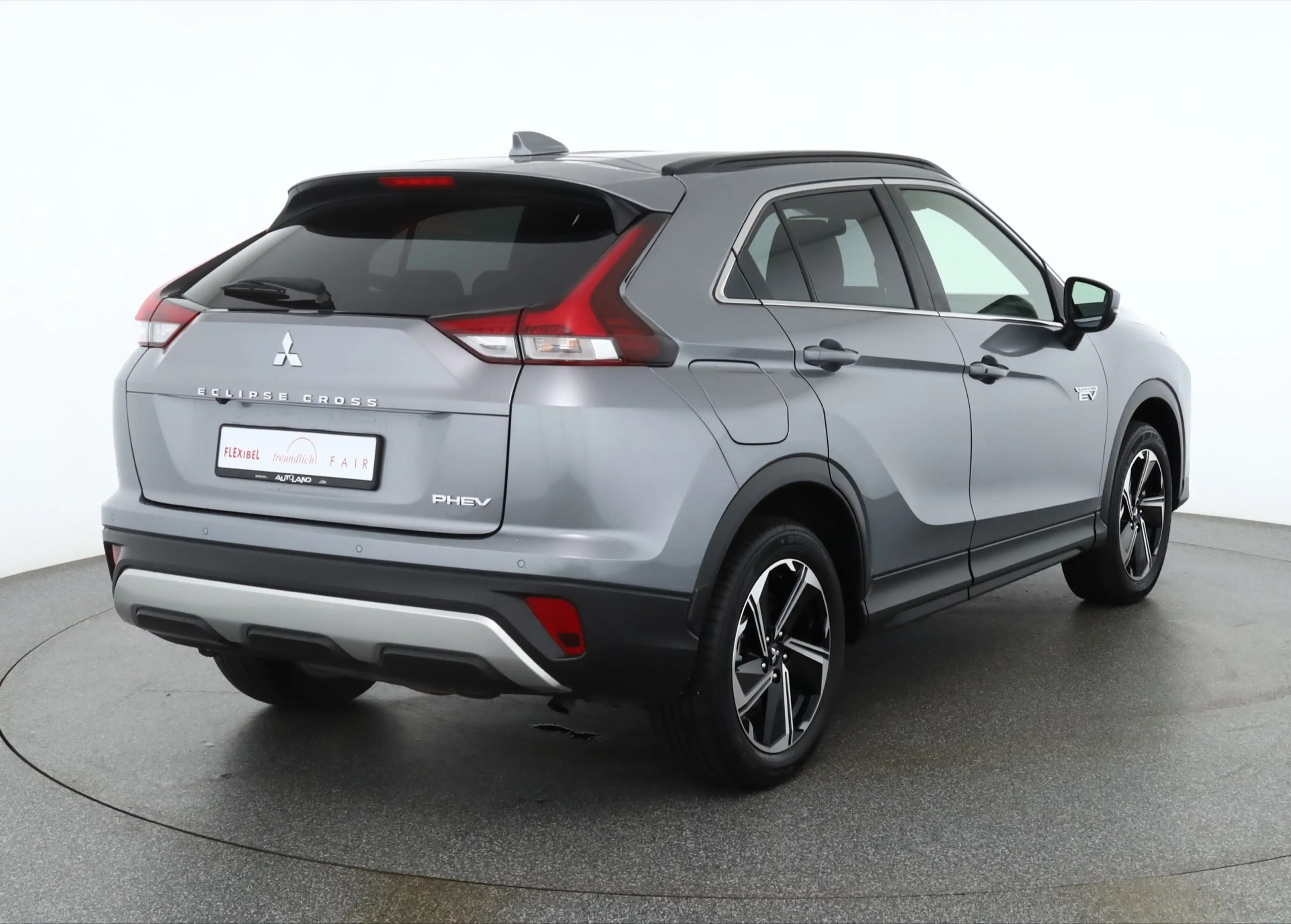 Mitsubishi Eclipse Cross 2.4 PHEV 4WD LED Kamera Navi USB — photo 5