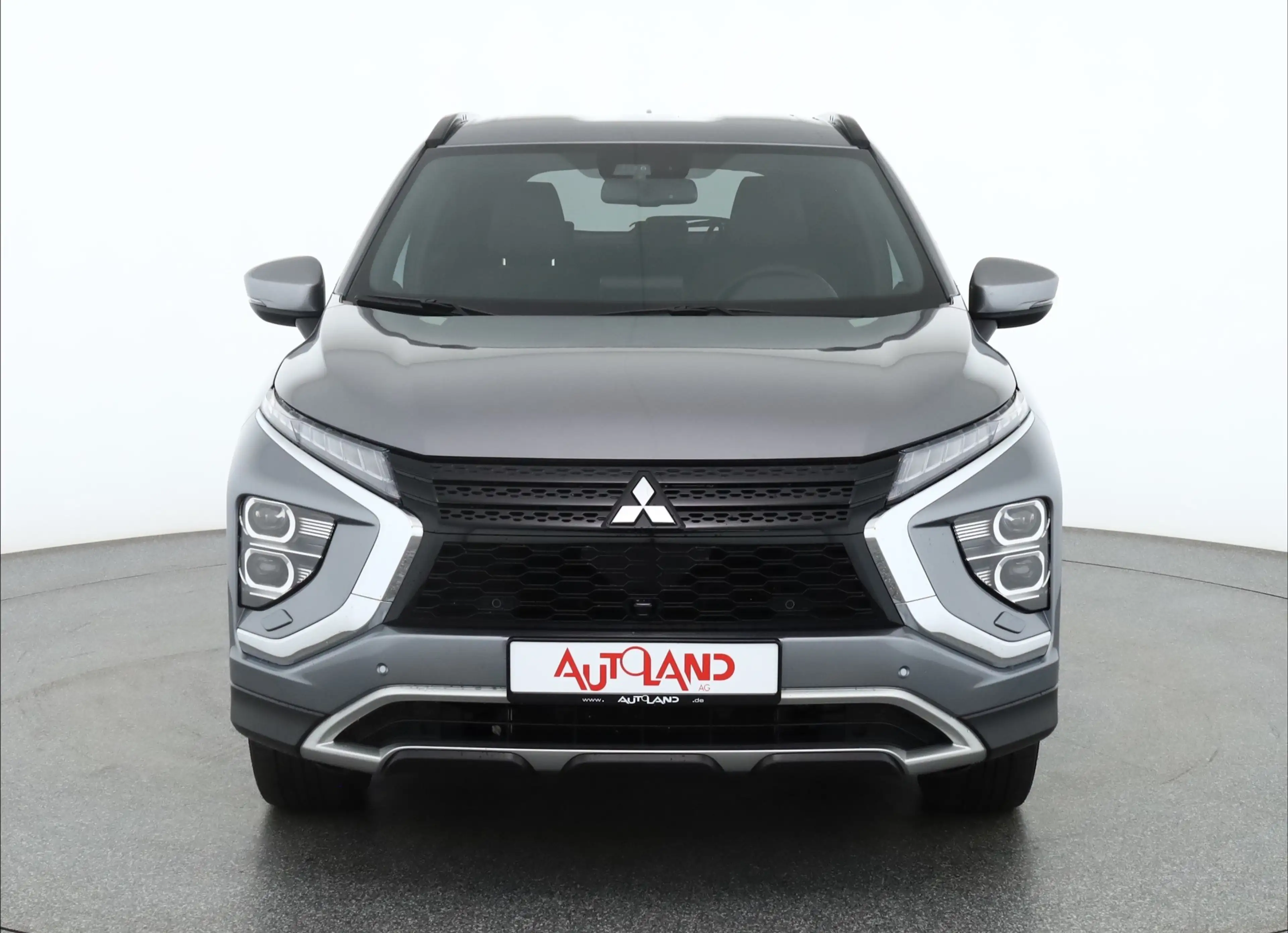 Mitsubishi Eclipse Cross 2.4 PHEV 4WD LED Kamera Navi USB — photo 8