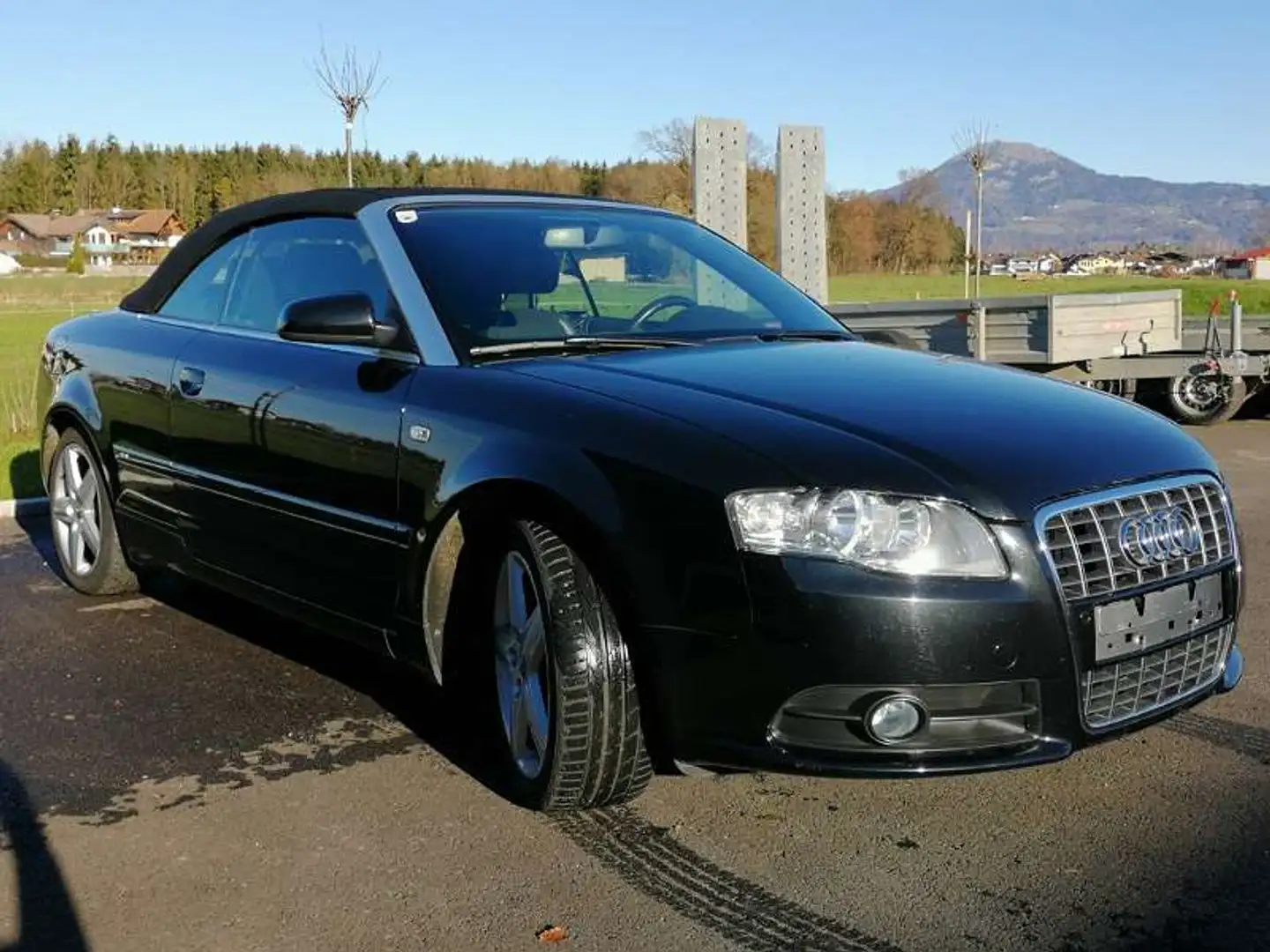 Audi A4 A4 Cabriolet 2,0 TDI DPF Schwarz - 1