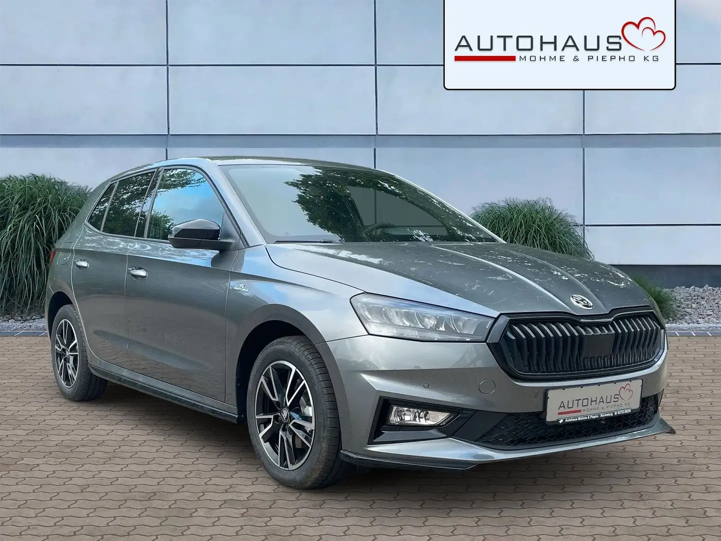 Skoda Fabia Monte Carlo *CarPlay, Rückfahrkamera uvm.* Grau - 1