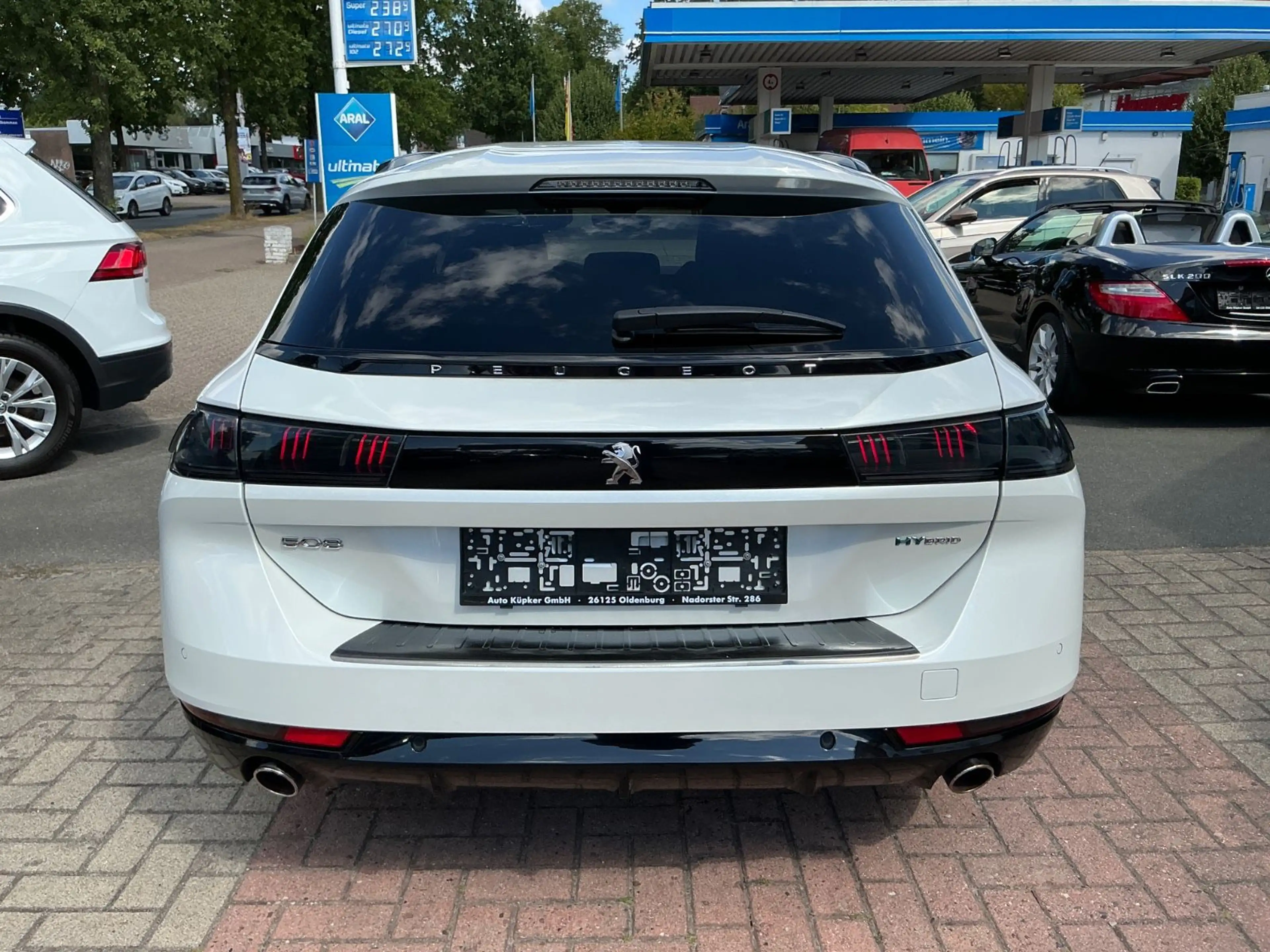 Peugeot 508 SW Hybrid 225 Allure BT NAVI CarPlay — photo 4