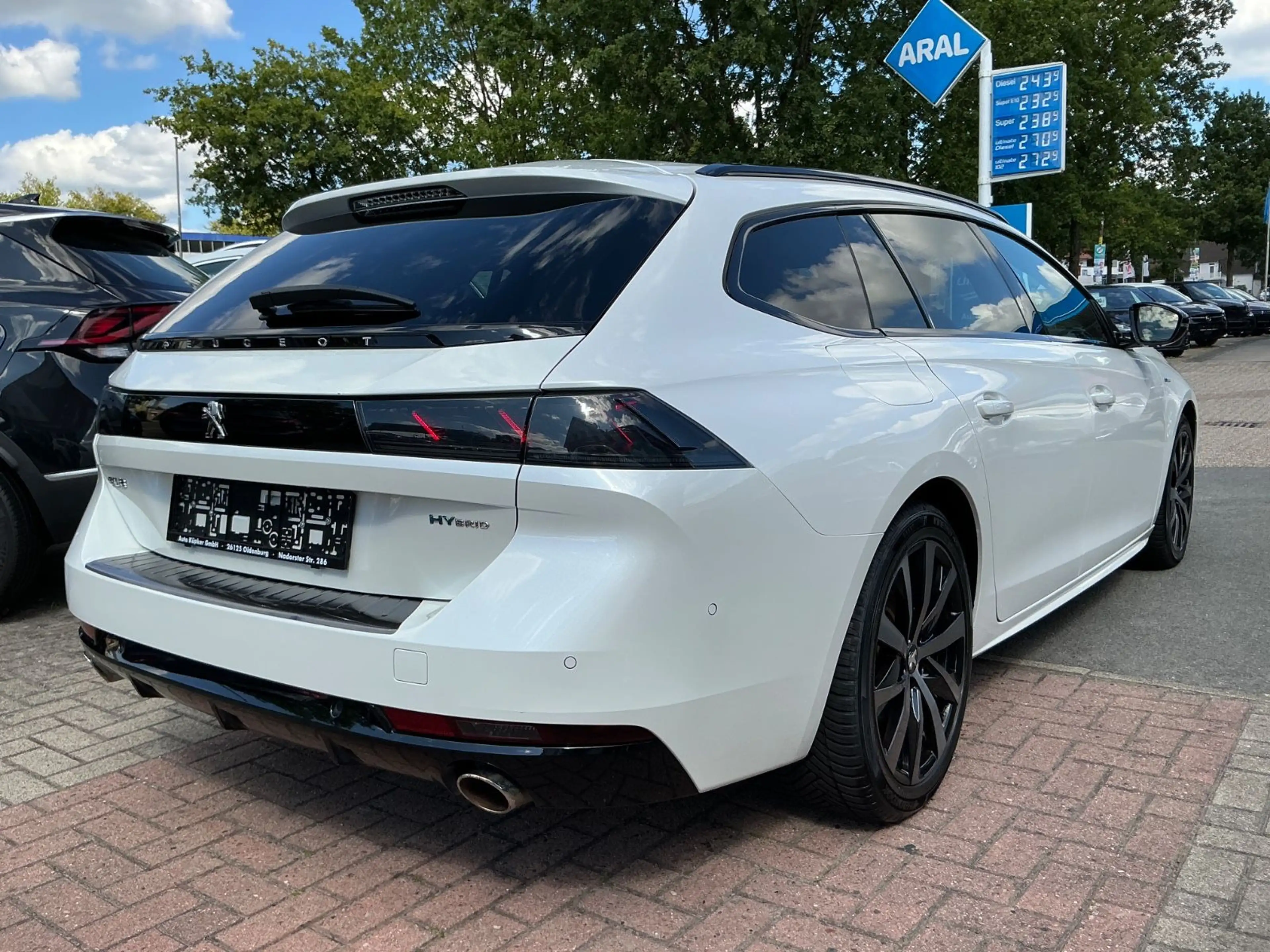 Peugeot 508 SW Hybrid 225 Allure BT NAVI CarPlay — photo 5