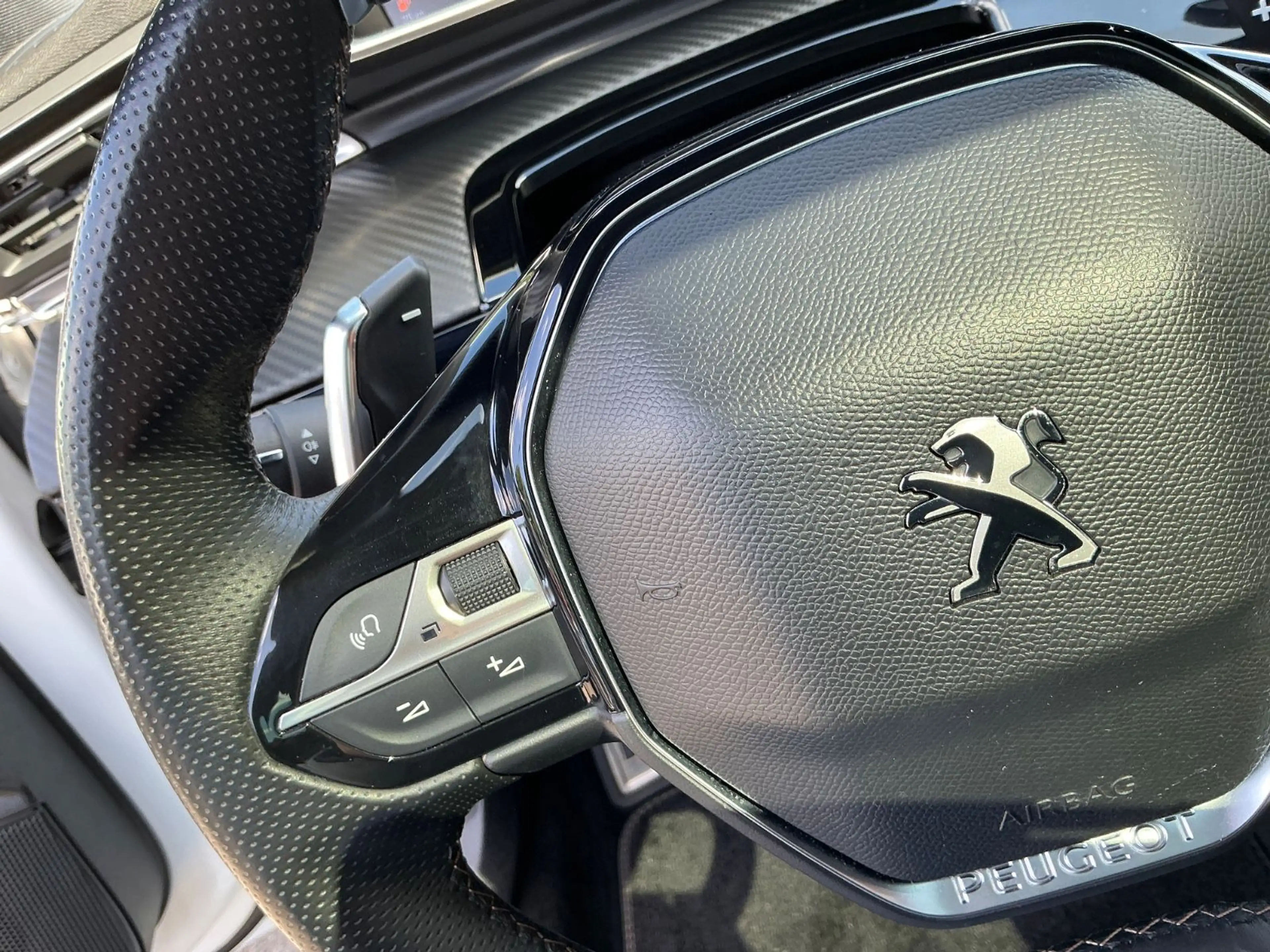 Peugeot 508 SW Hybrid 225 Allure BT NAVI CarPlay — photo 26